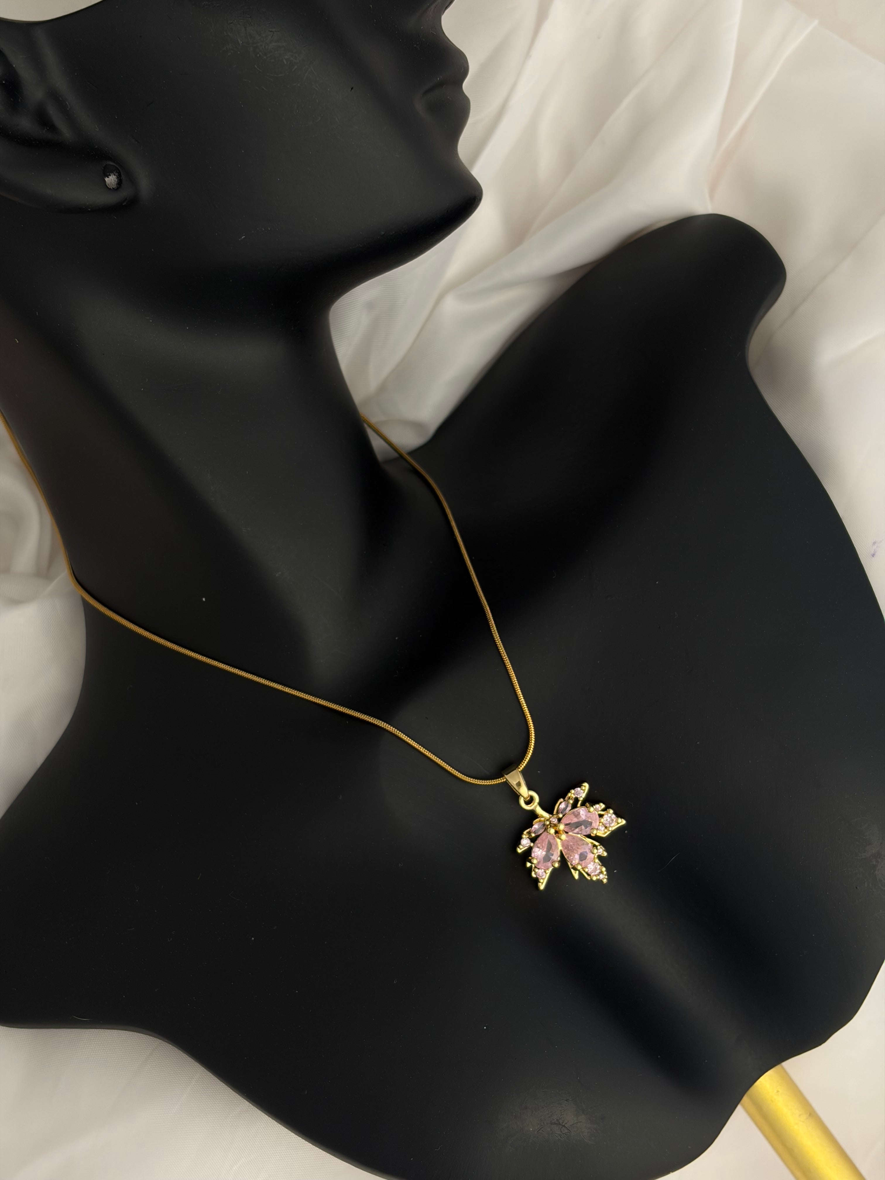 Leaf necklace