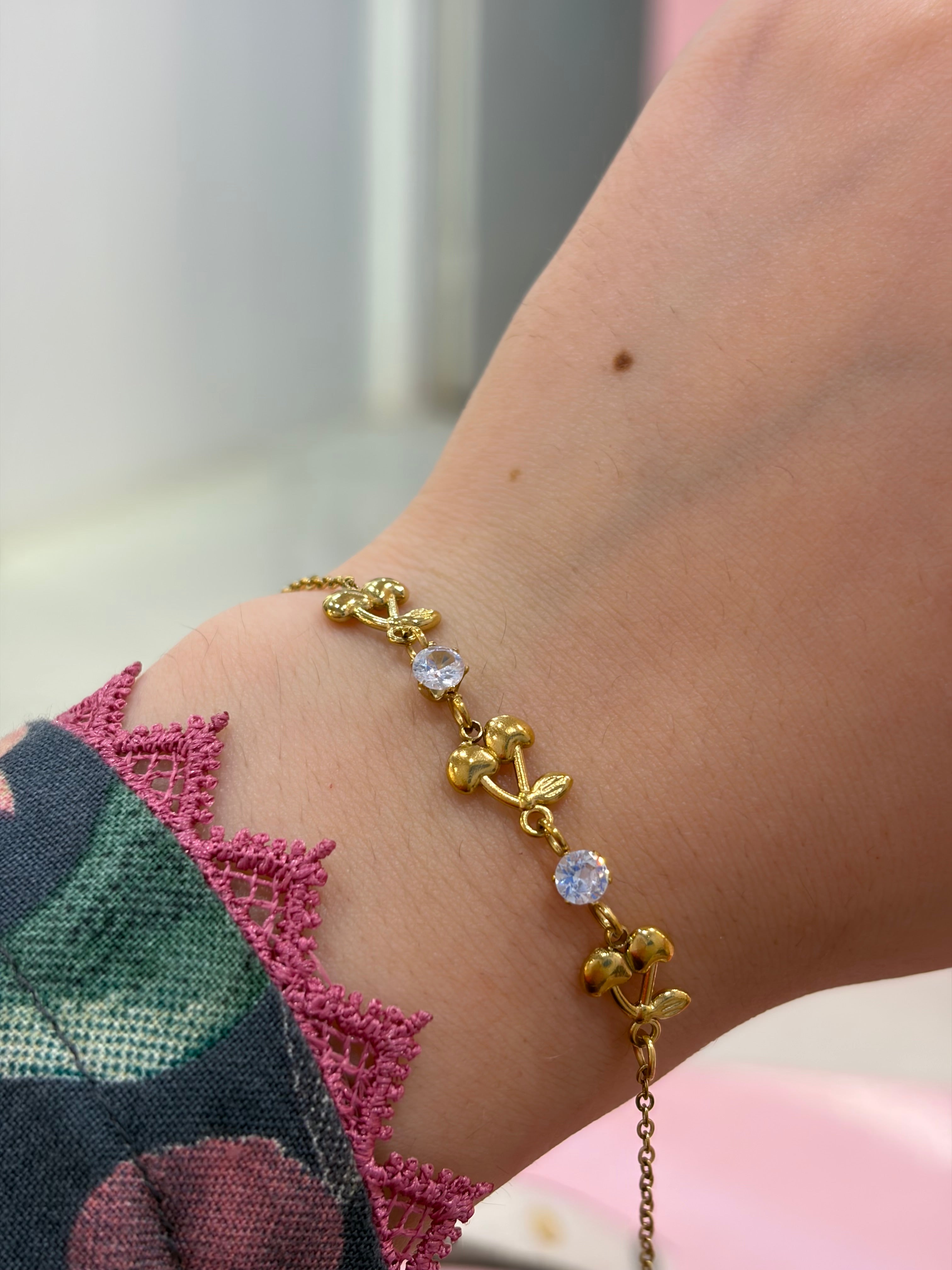 Cherry bracelet