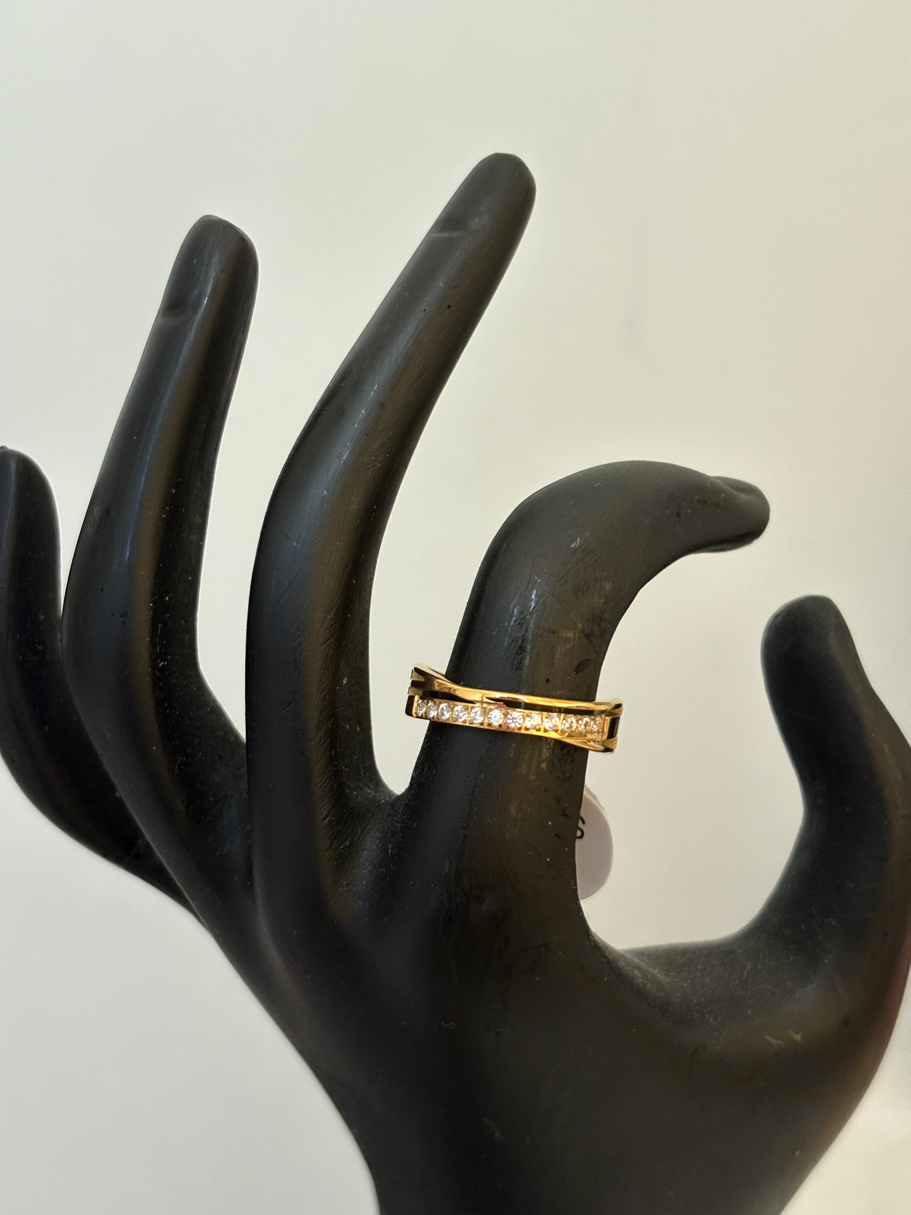 Skyler ring