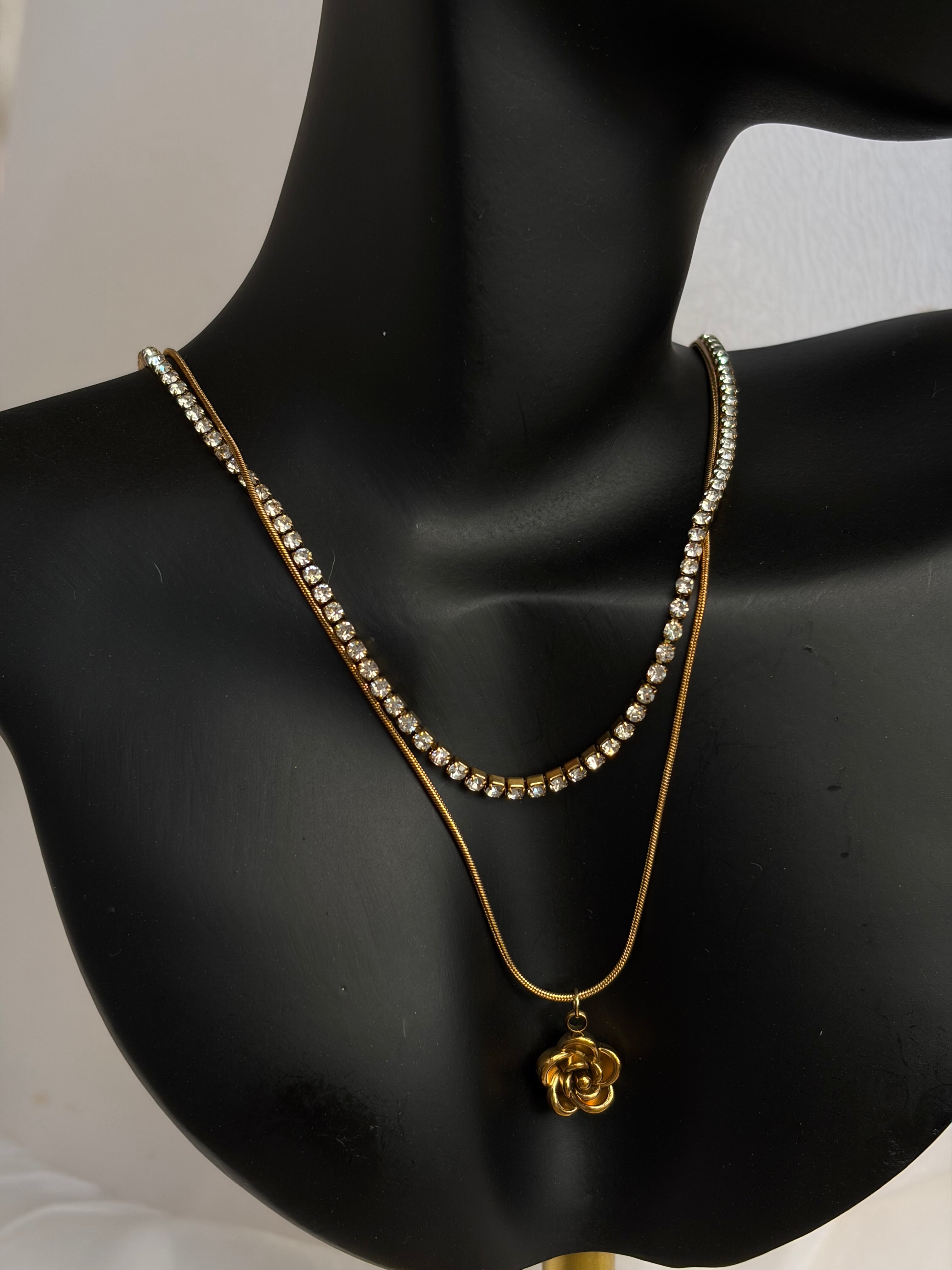 Rose layered necklace