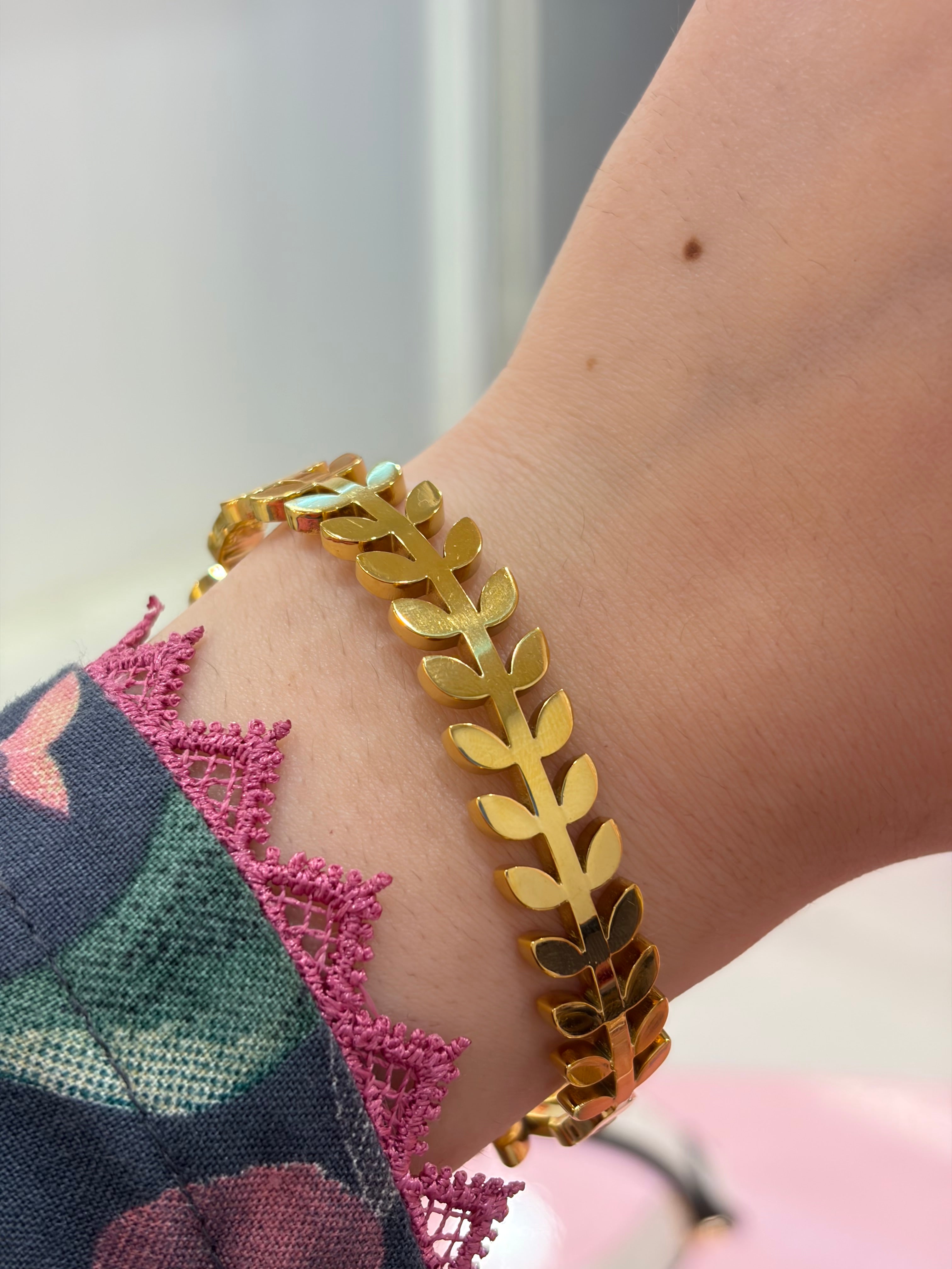 Leaves bracelet