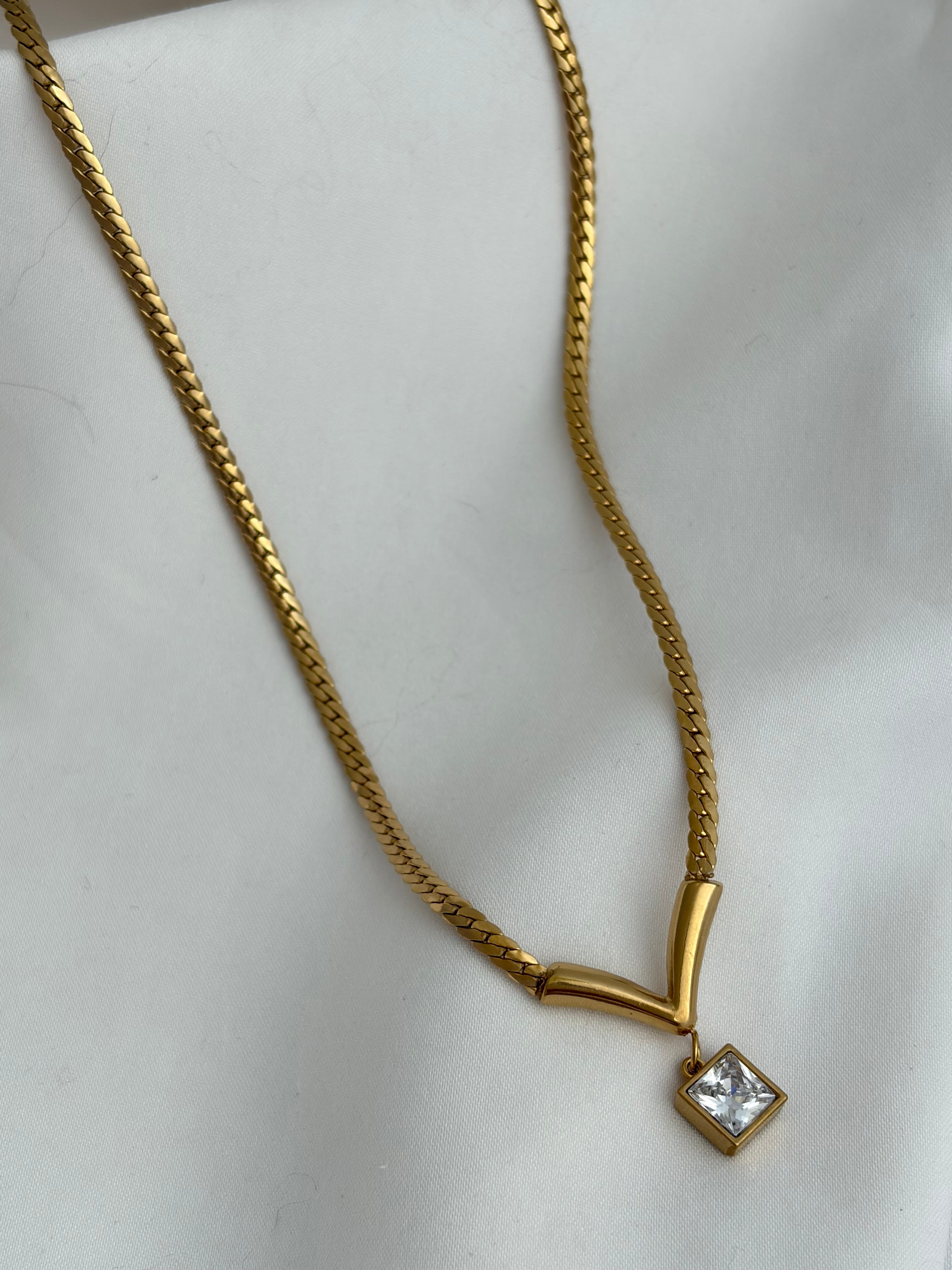 Square necklace