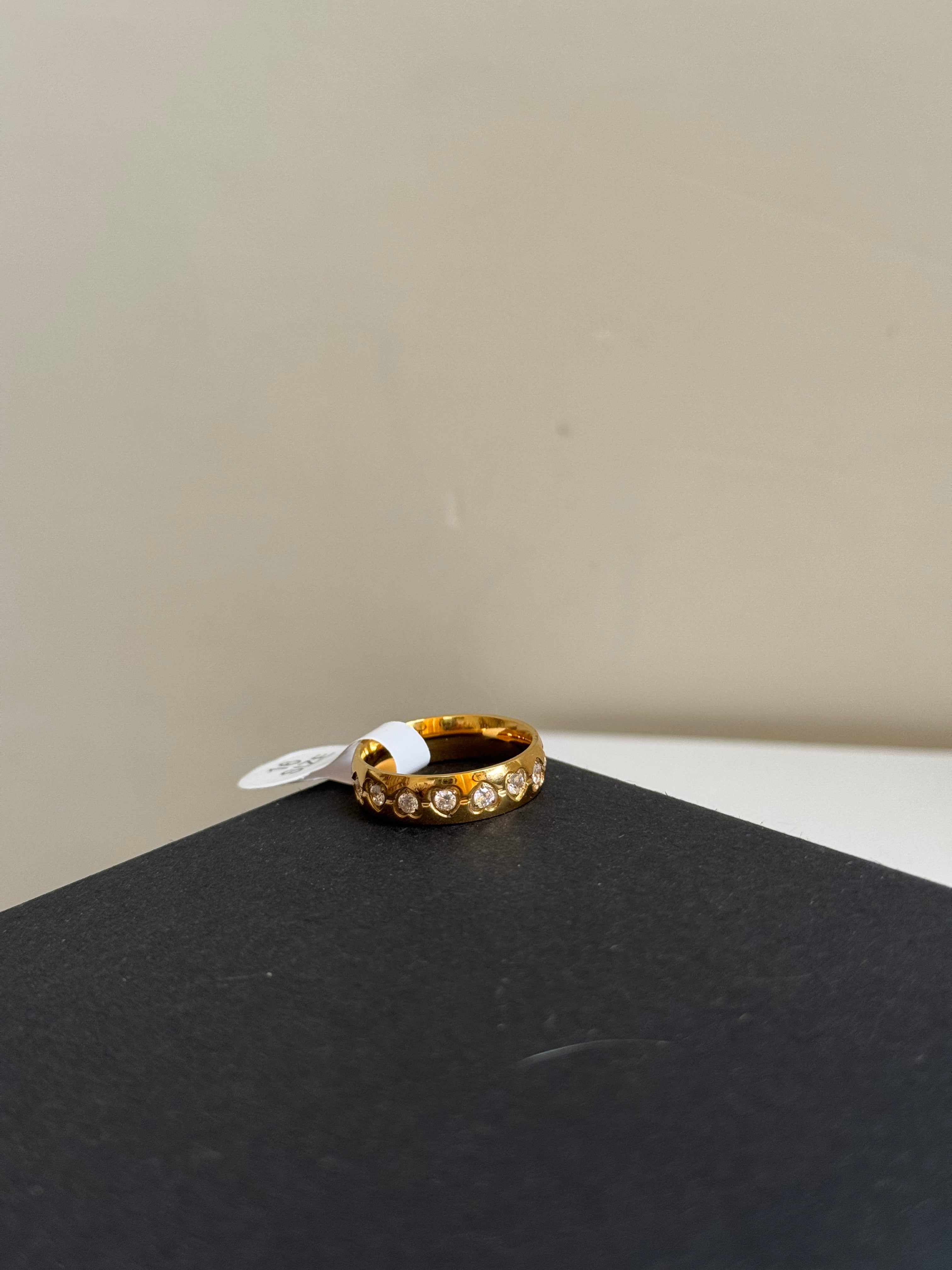 Forever ring