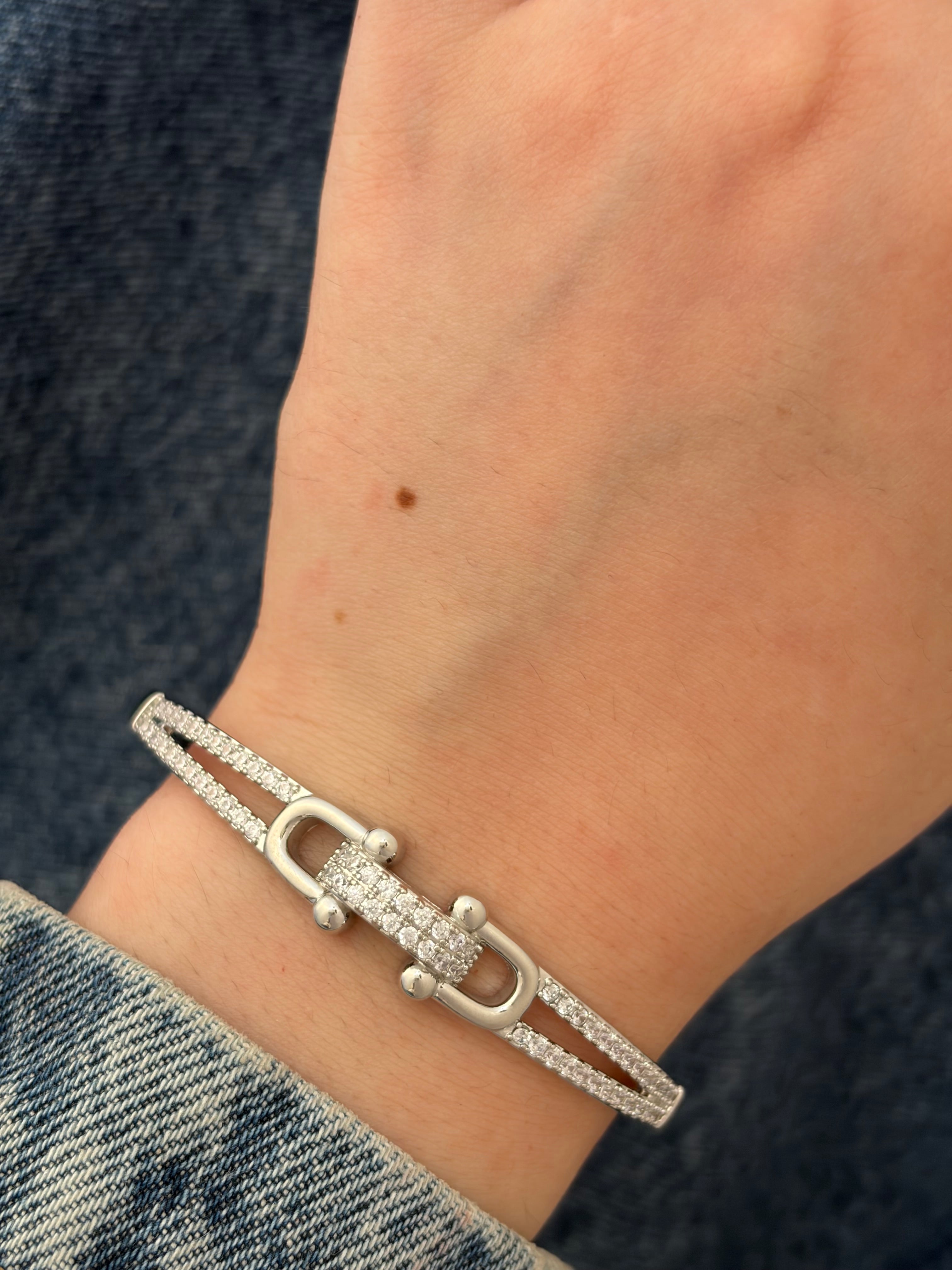 Secret bracelet