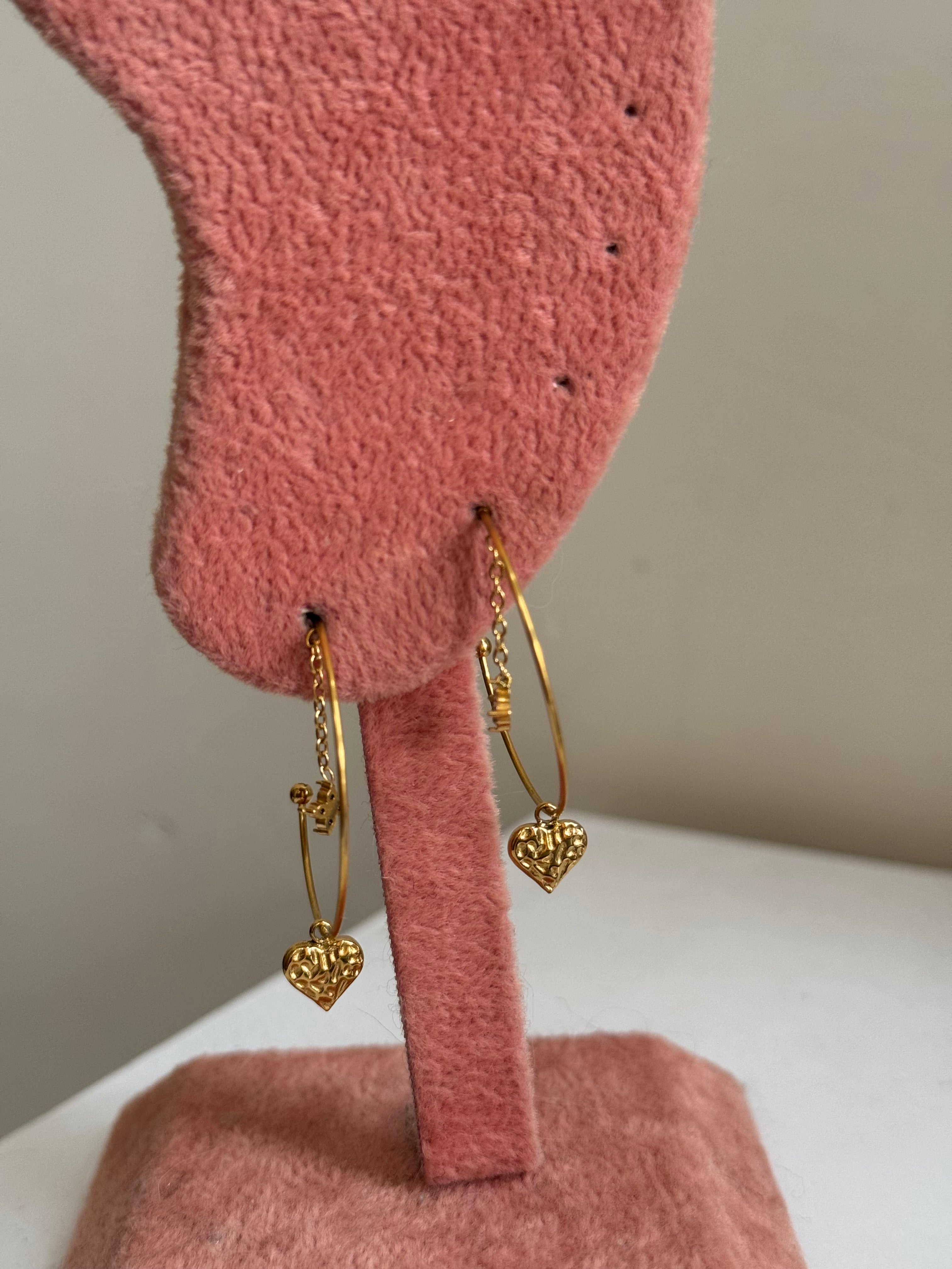Heart dangling earring