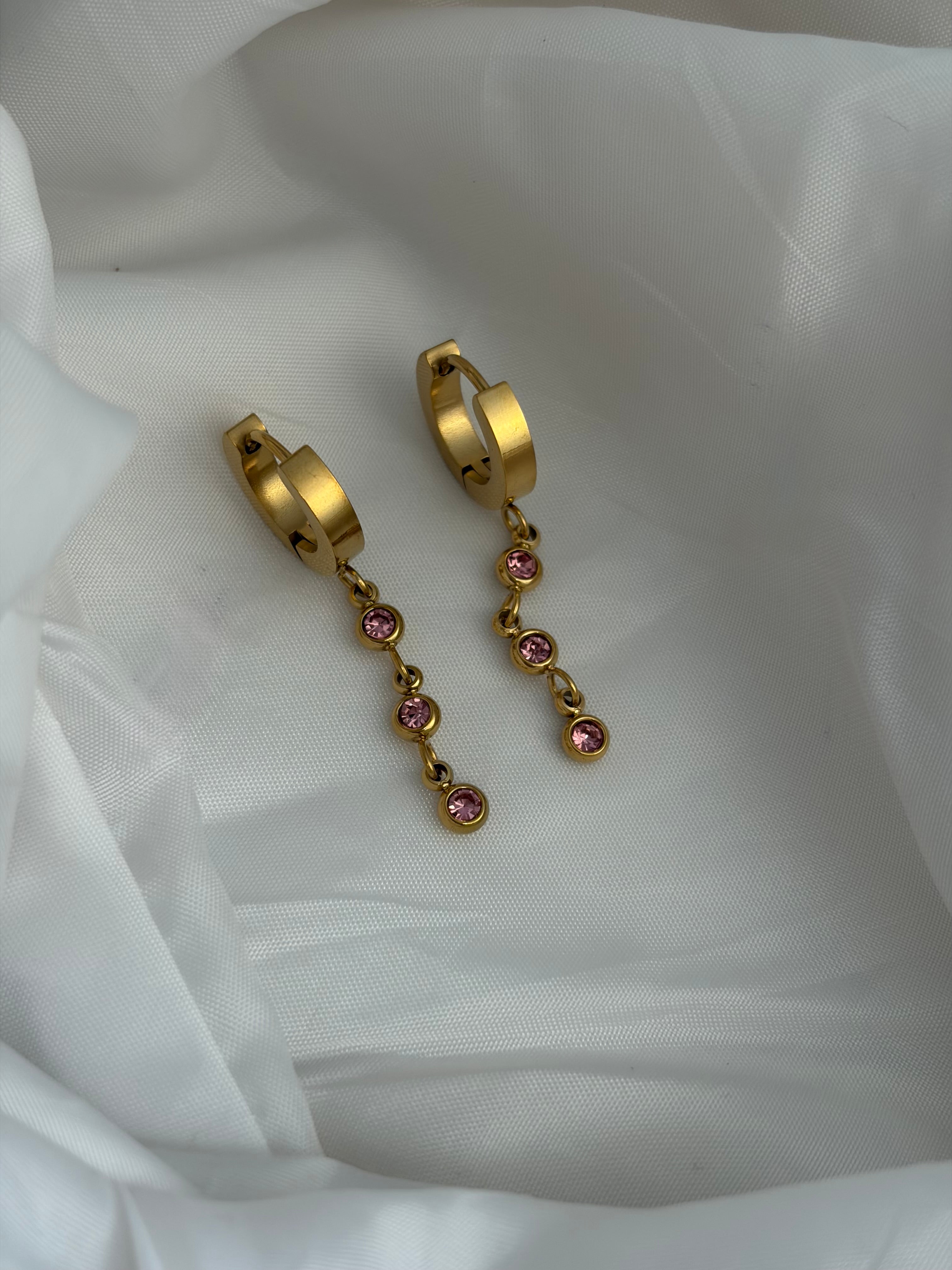 Pink dangling earring