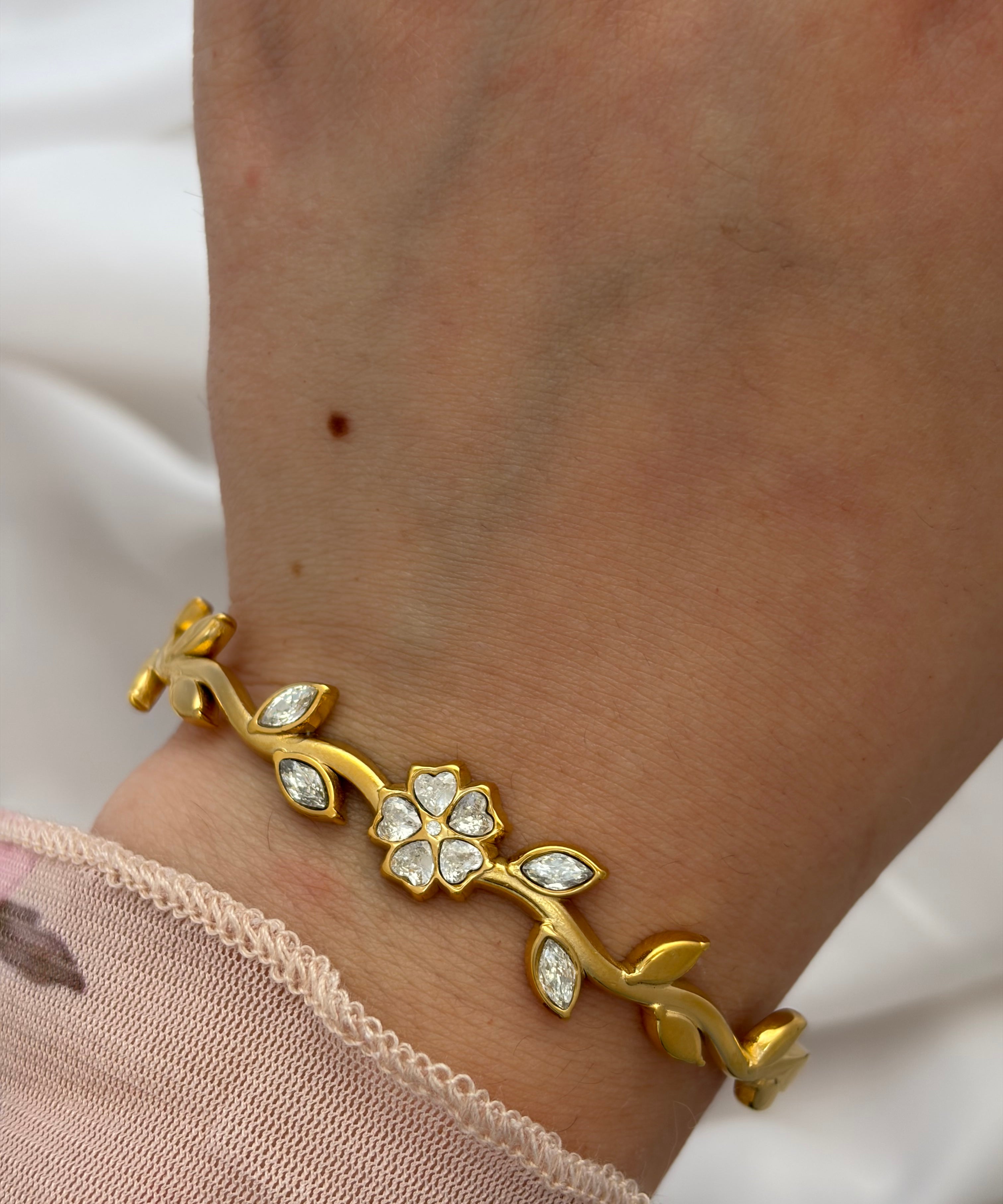 Dreamy bracelet