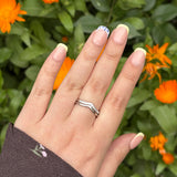 Dainty v ring