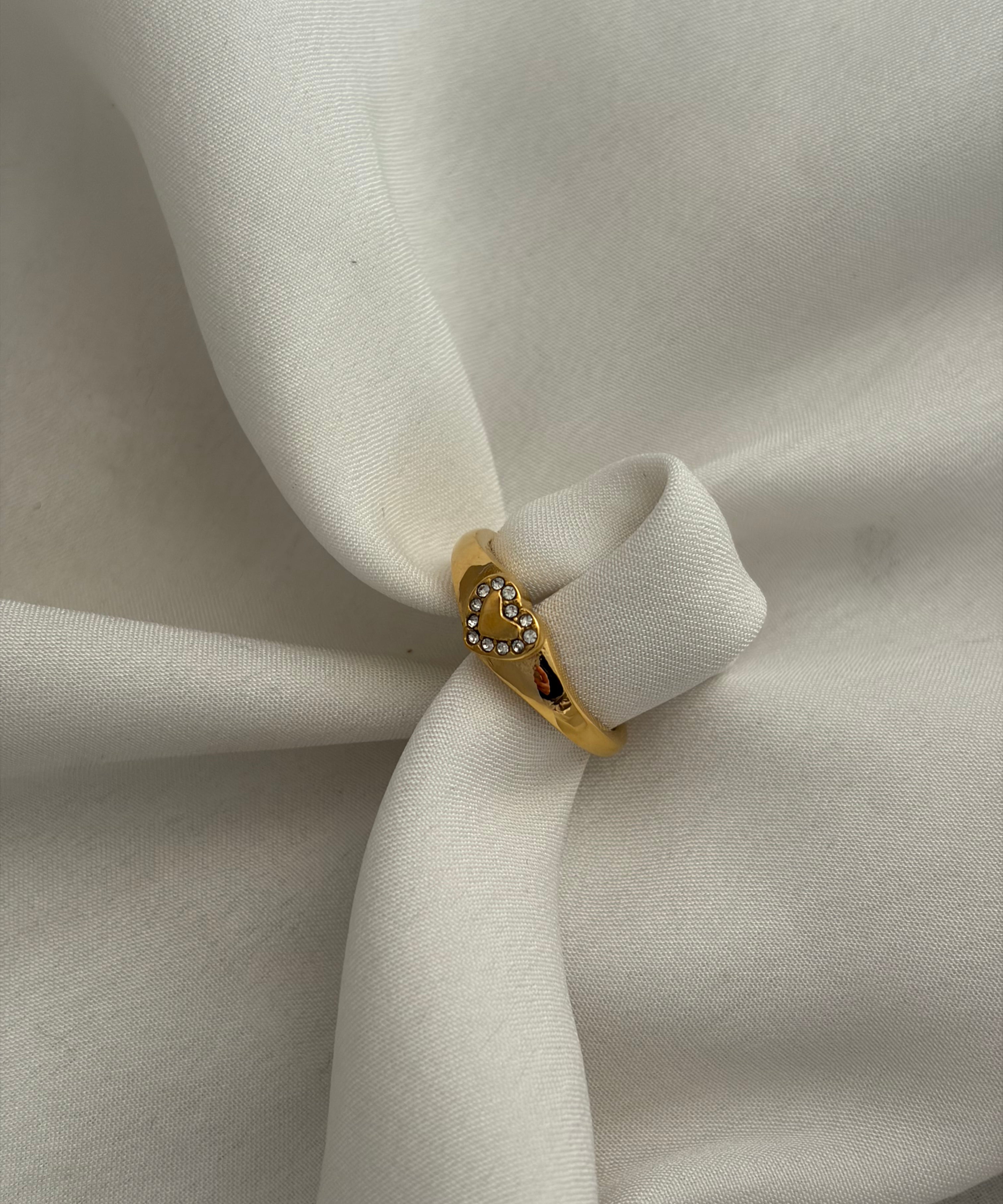Sweetheart ring