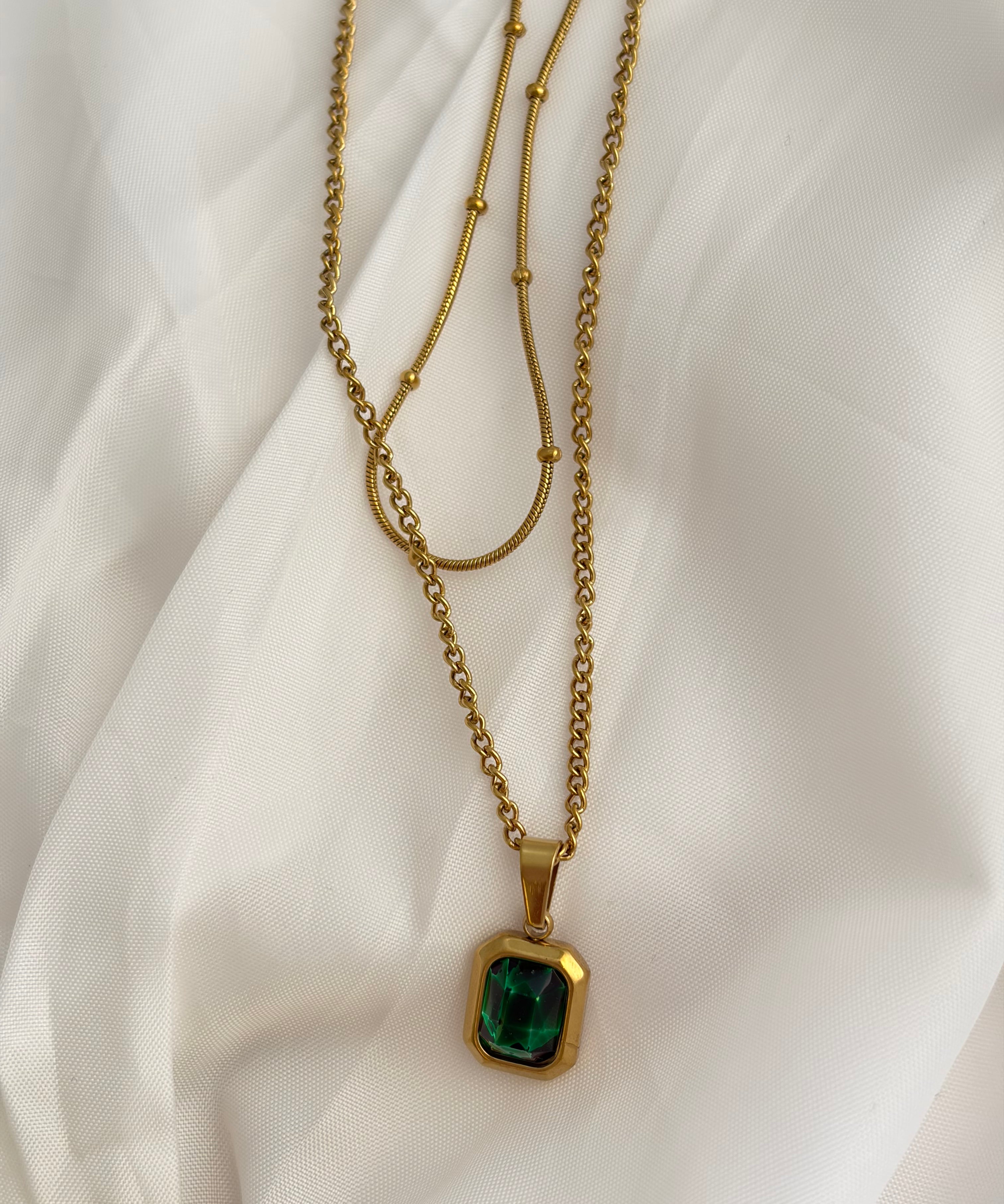 Emerald layered necklace