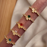 Clovia ring