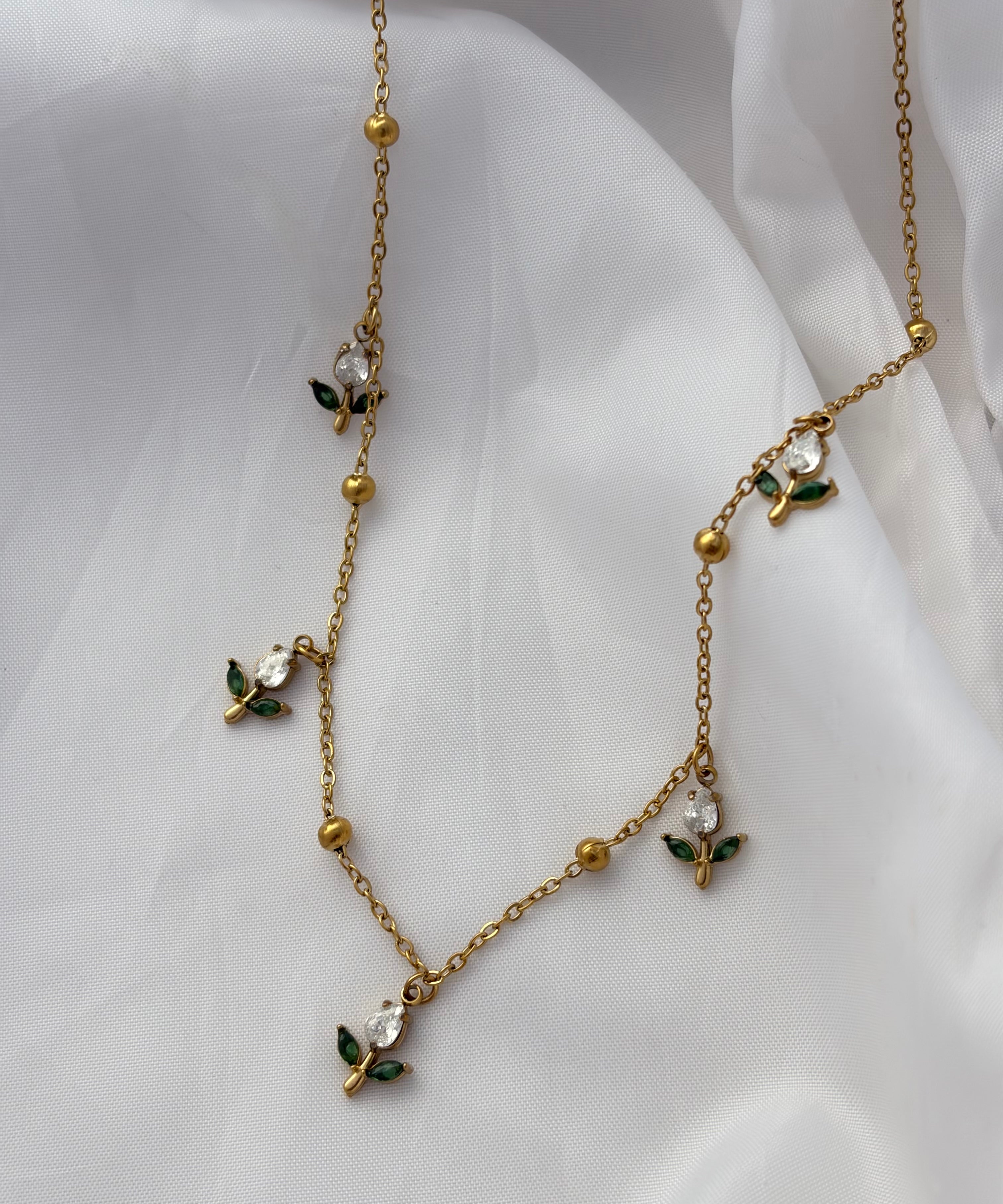 Tulip necklace
