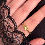 Dainty daisy ring