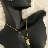 Play necklace