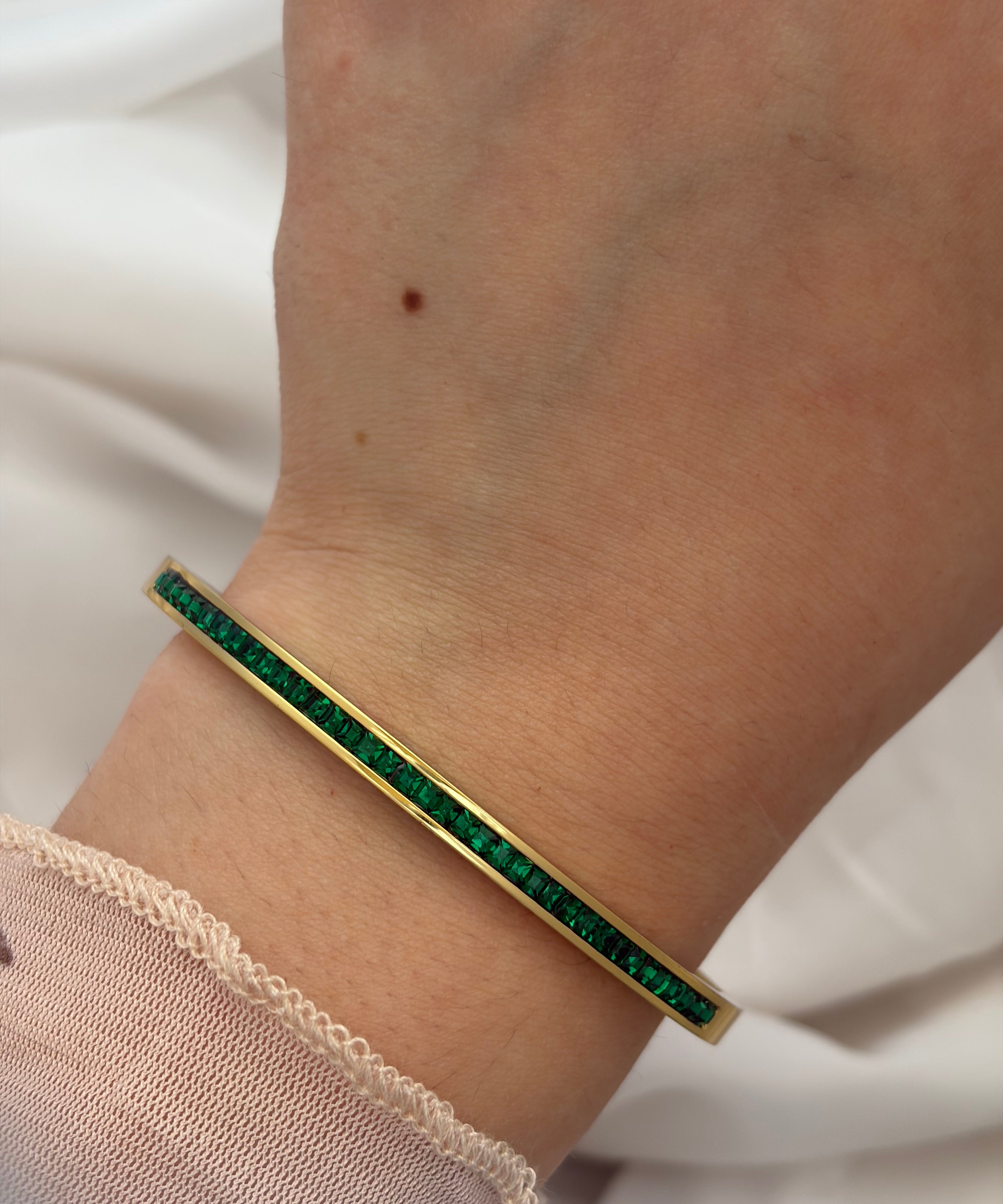 Sleek bracelet