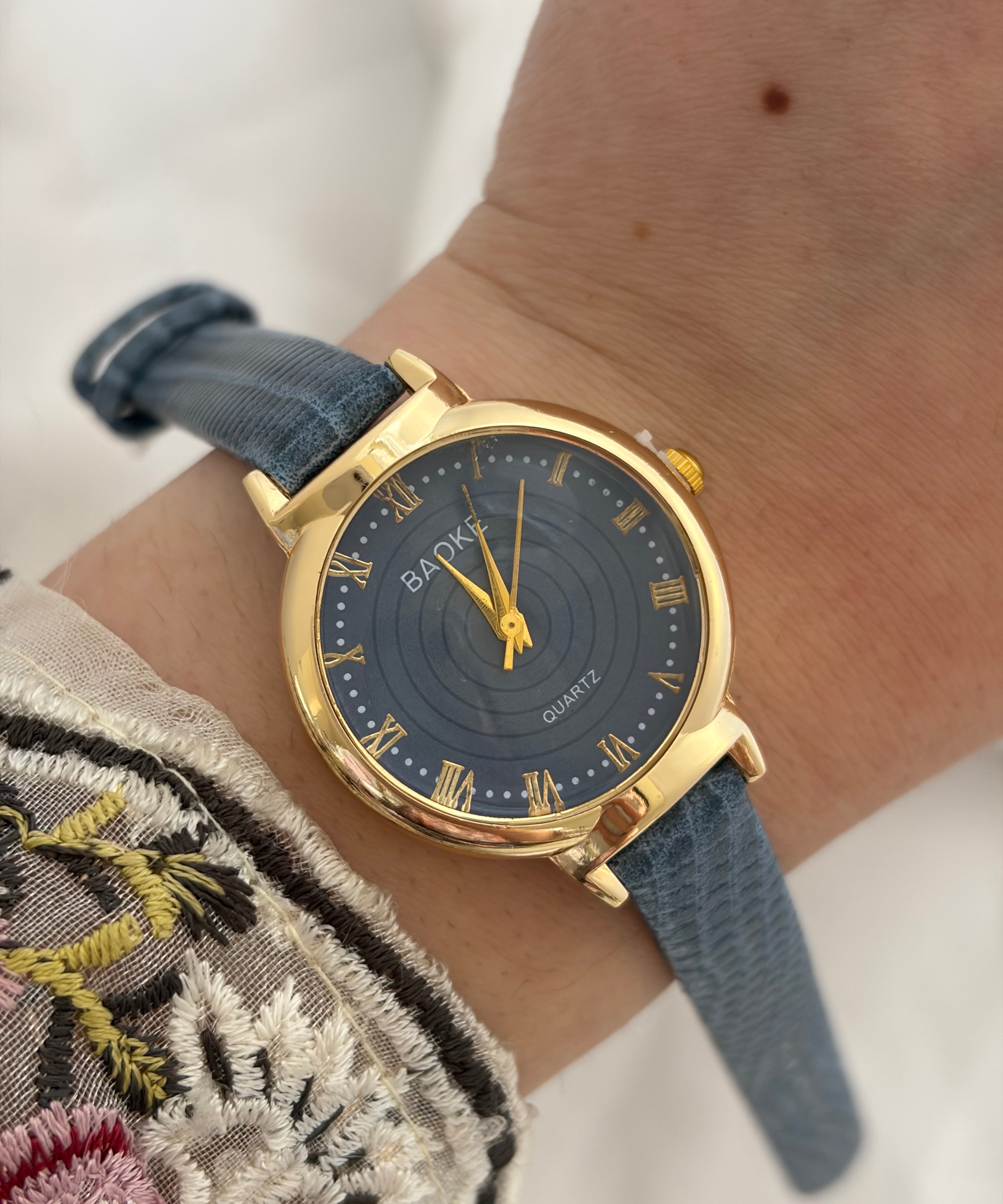Strap watch