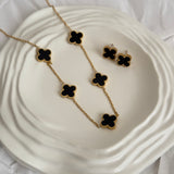 Premium clover set