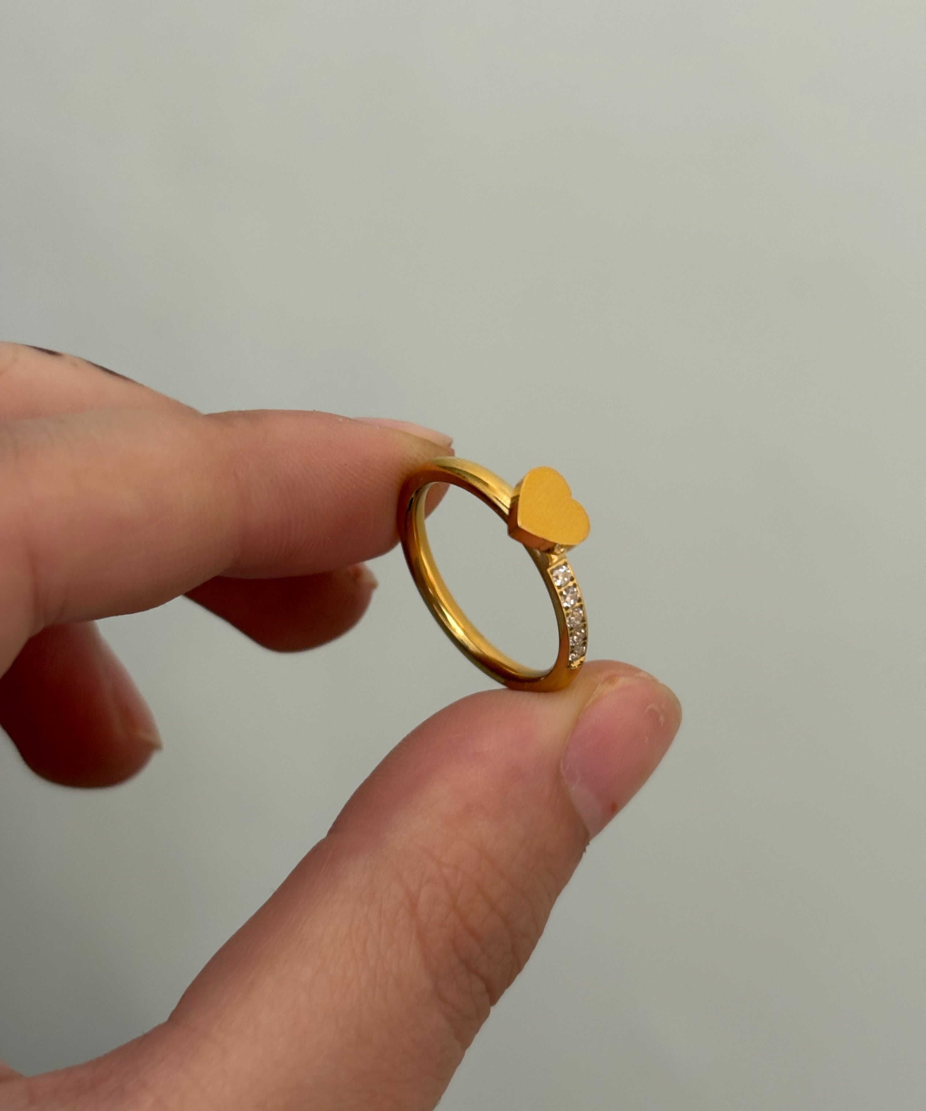 Heart ring