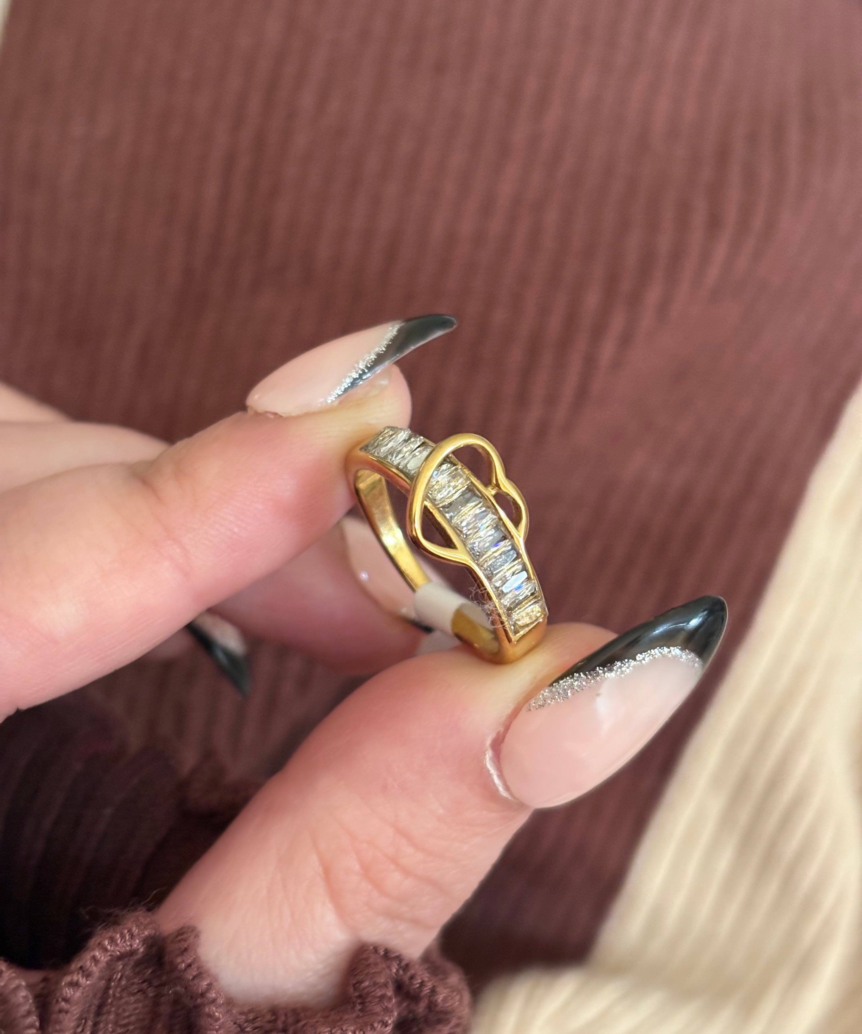 Heart ring