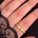 Bows ring
