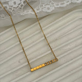 Sleek necklace