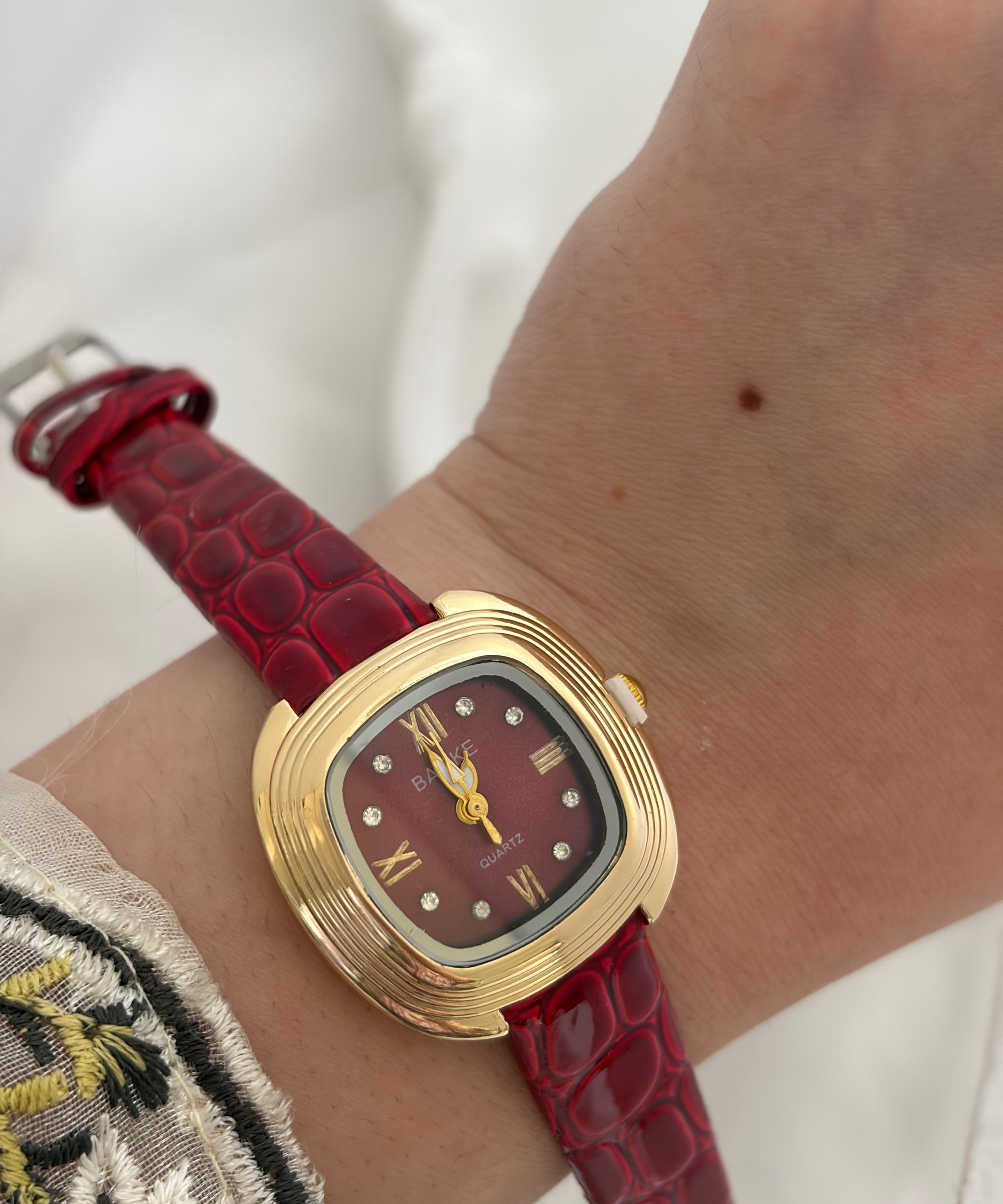 Glow watch