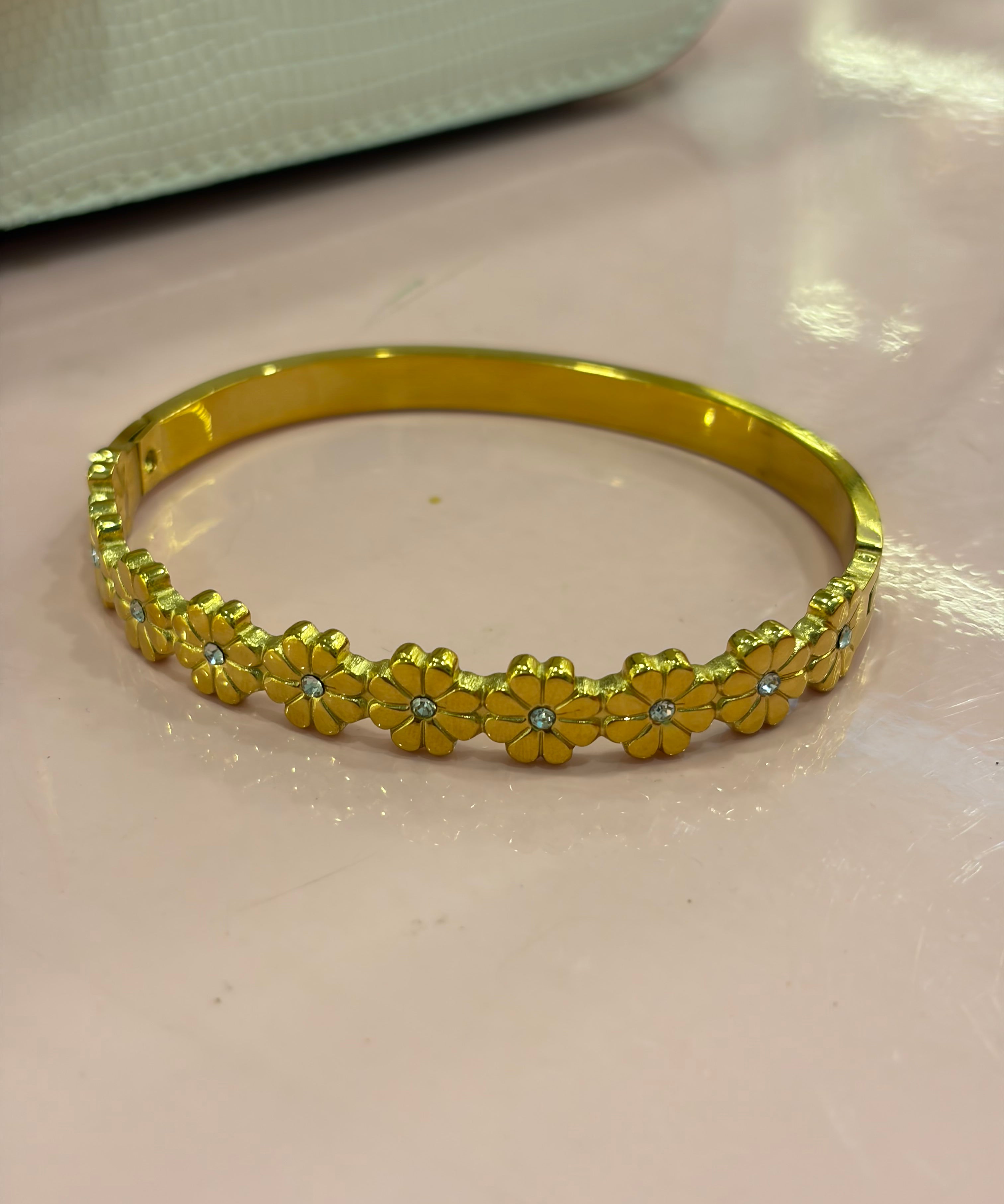 Daisie bracelet
