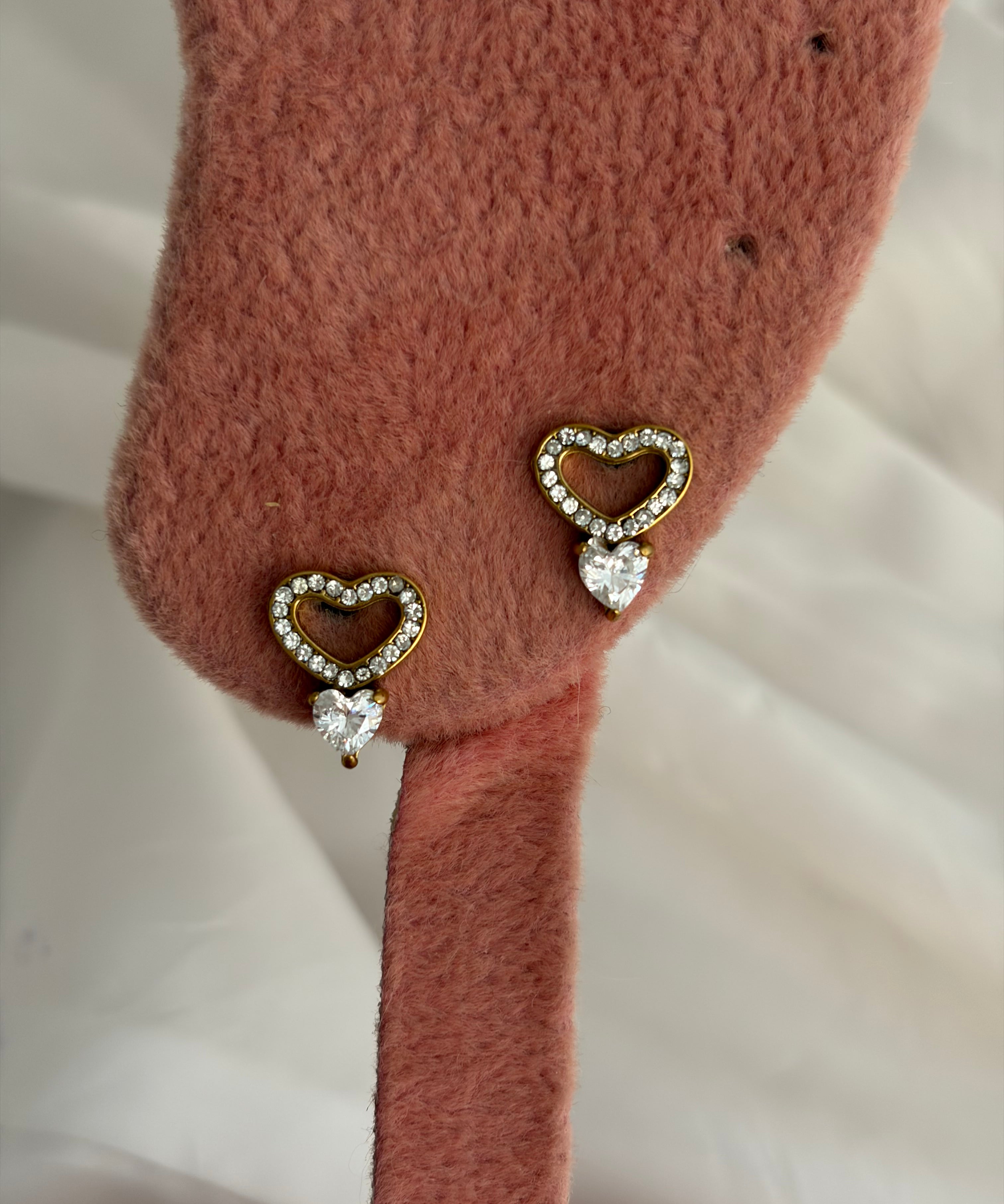 Heart stud