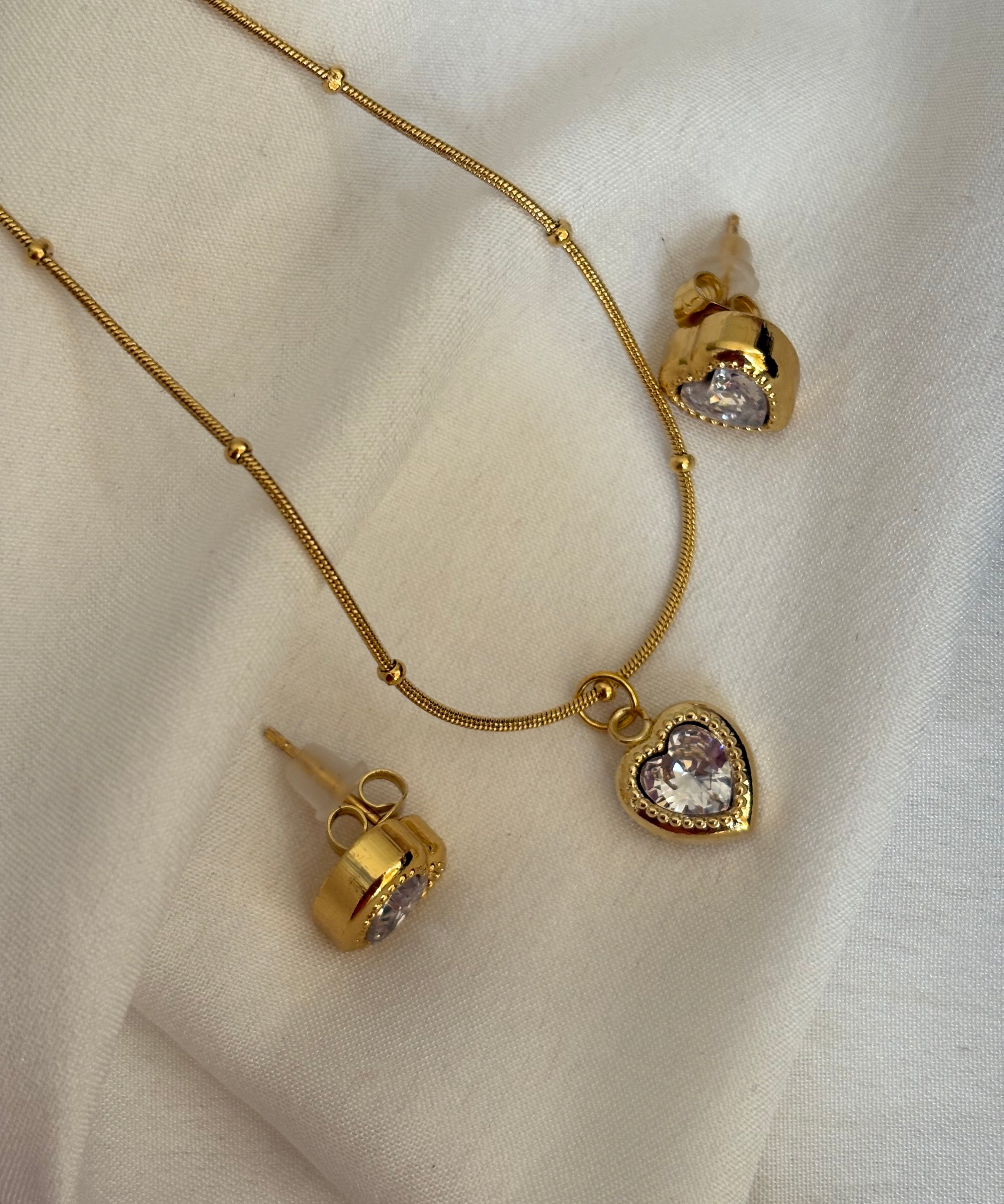 Crystal heart set