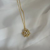 Spin necklace