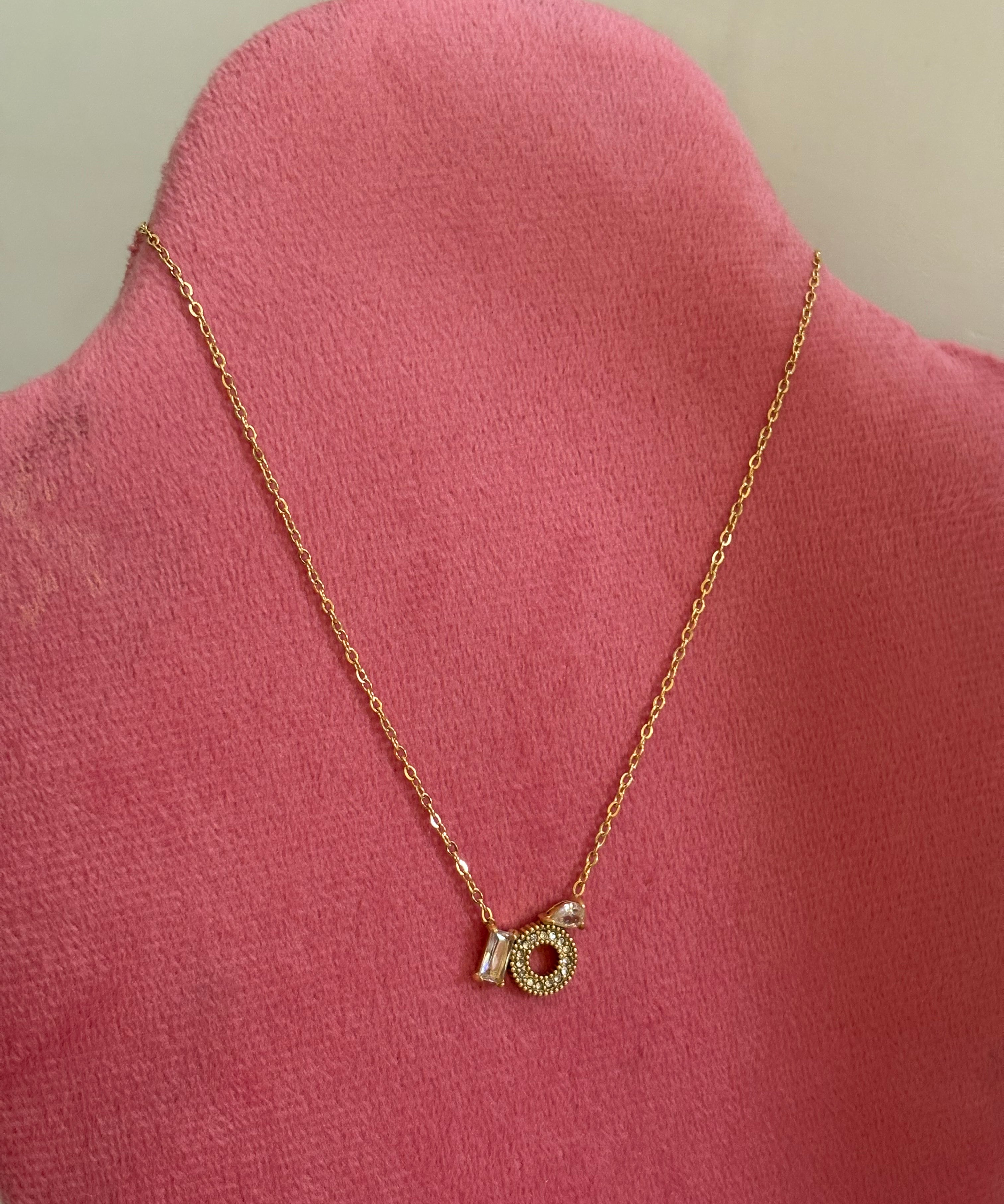 Honnu necklace