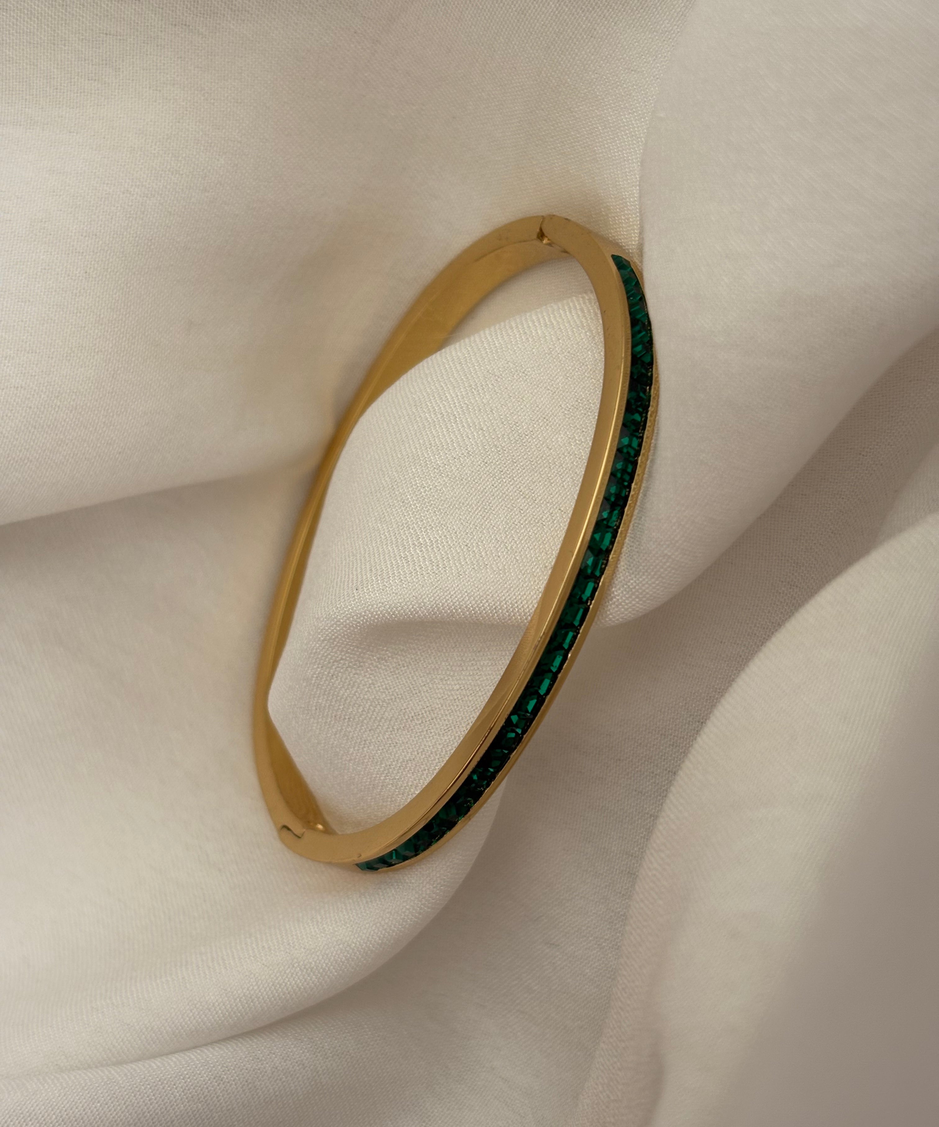 Emerald bracelet (baby size)