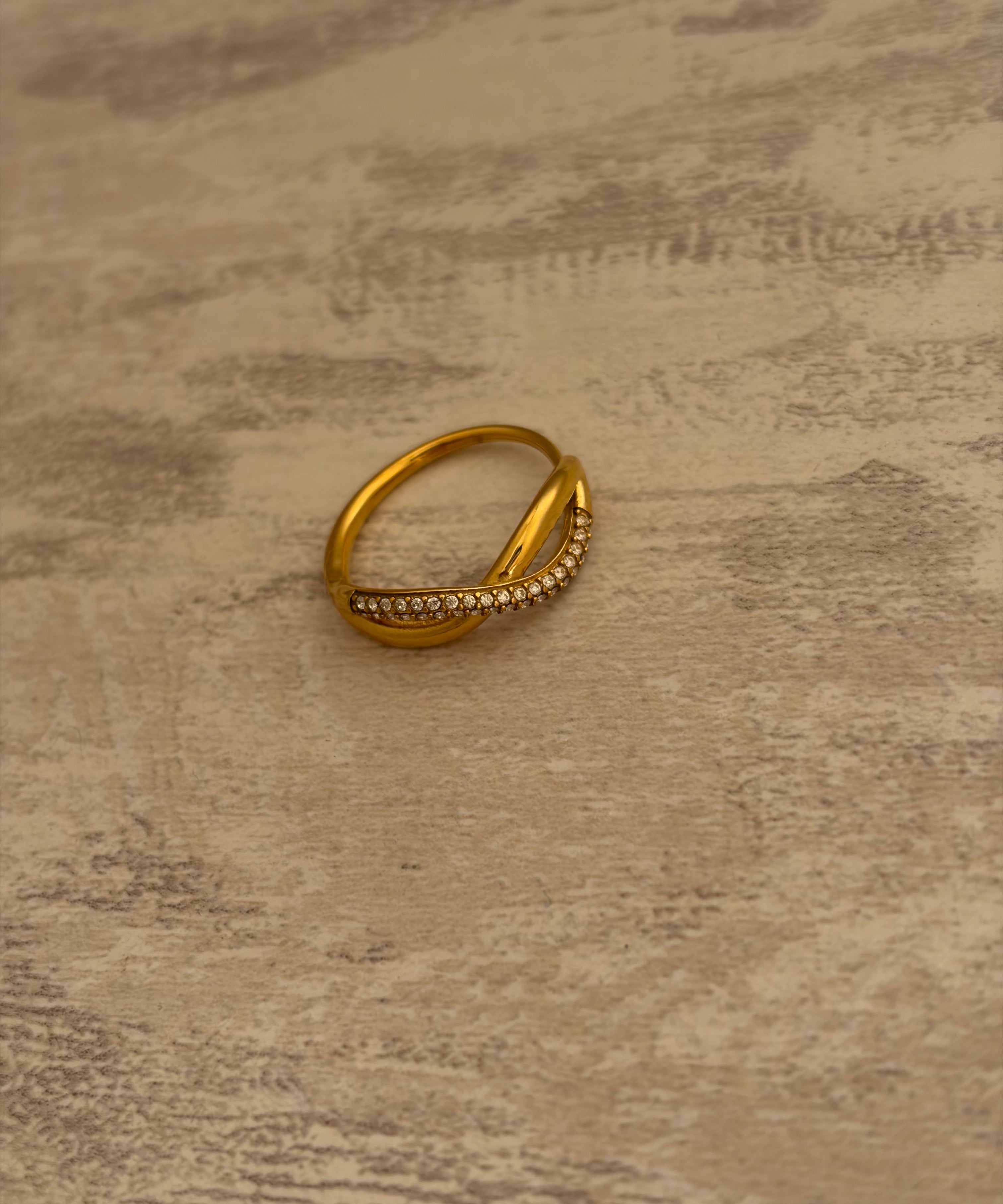 Sutty ring
