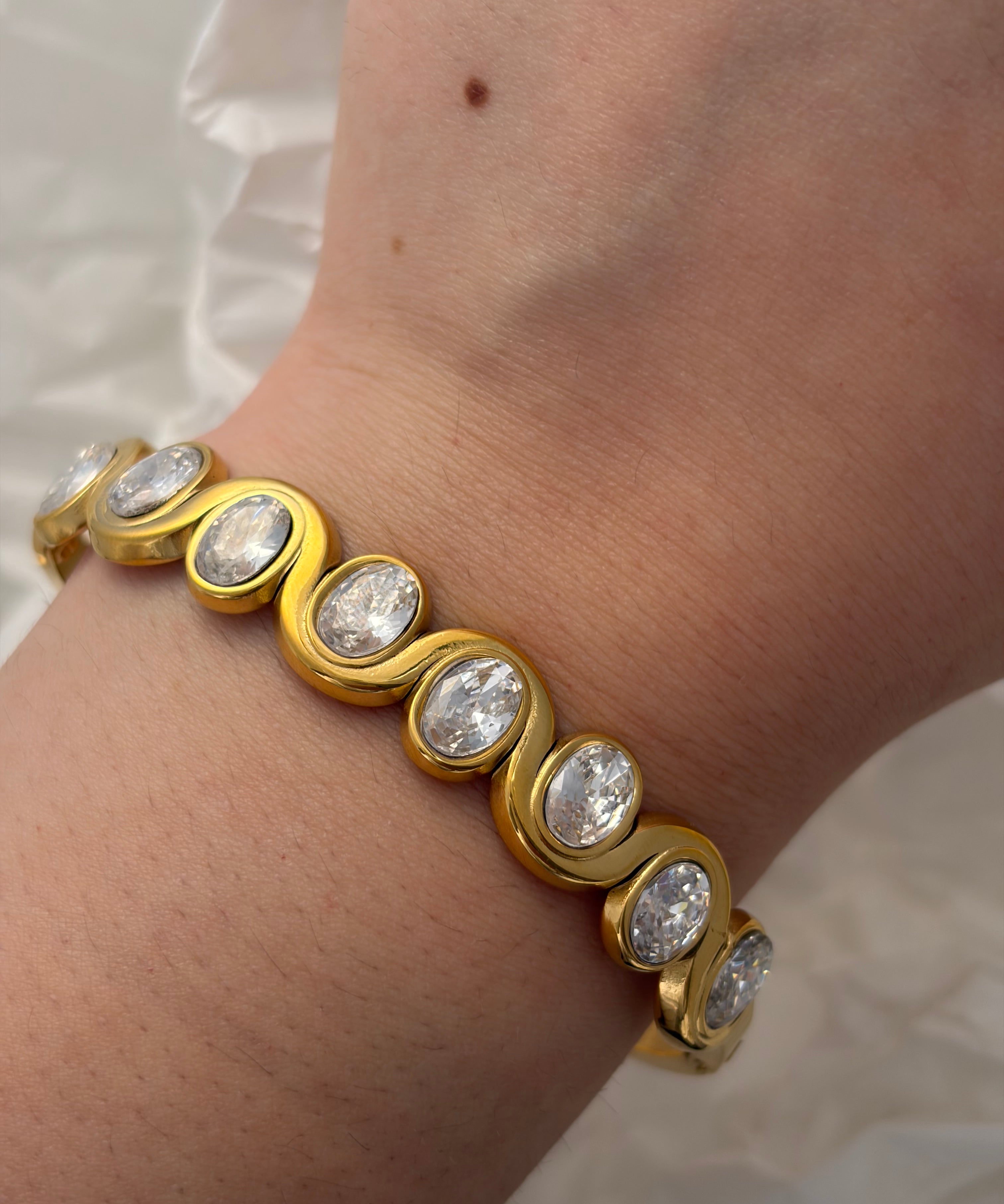 Bubble bracelet