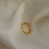 Curvy ring