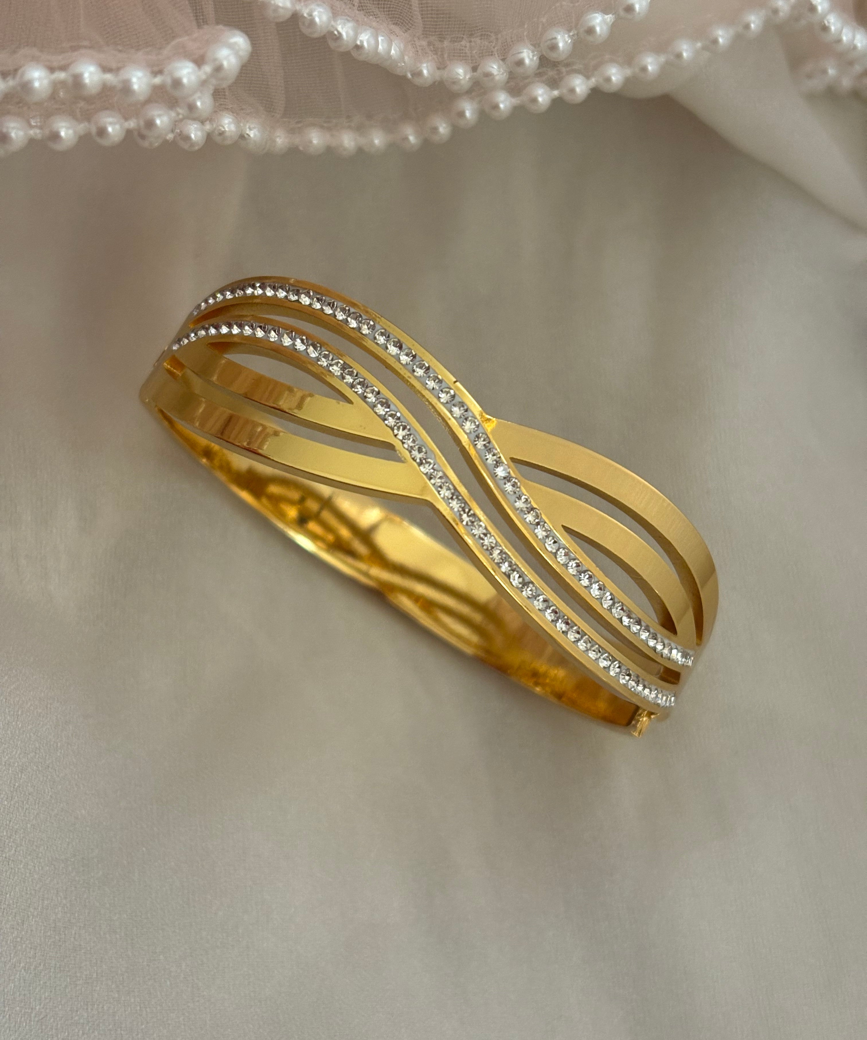 Infy bracelet