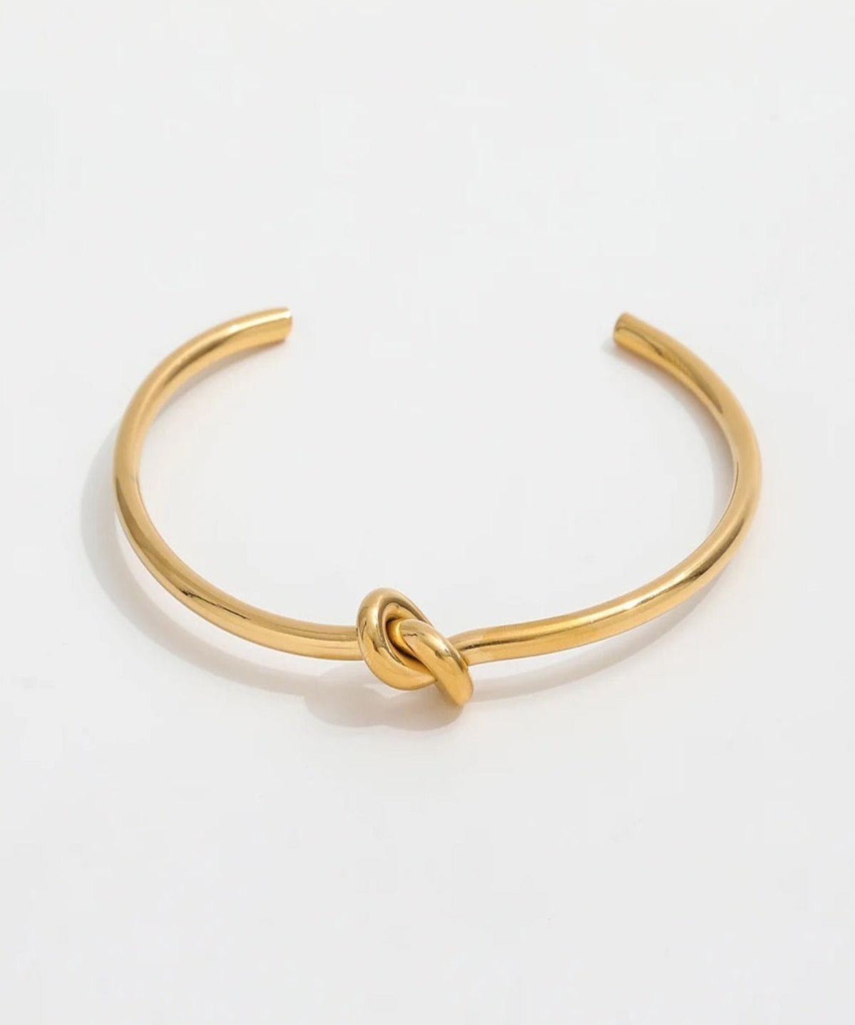 Knot cuff