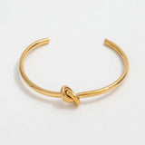 Knot cuff
