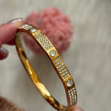 Love studded bracelet