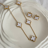 Premium clover set