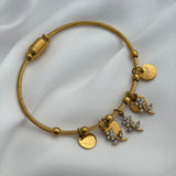 Flower charm bracelet
