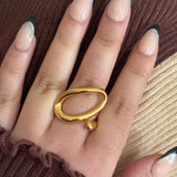 Bizz ring