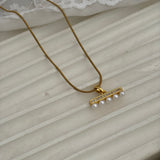 Pearl necklace