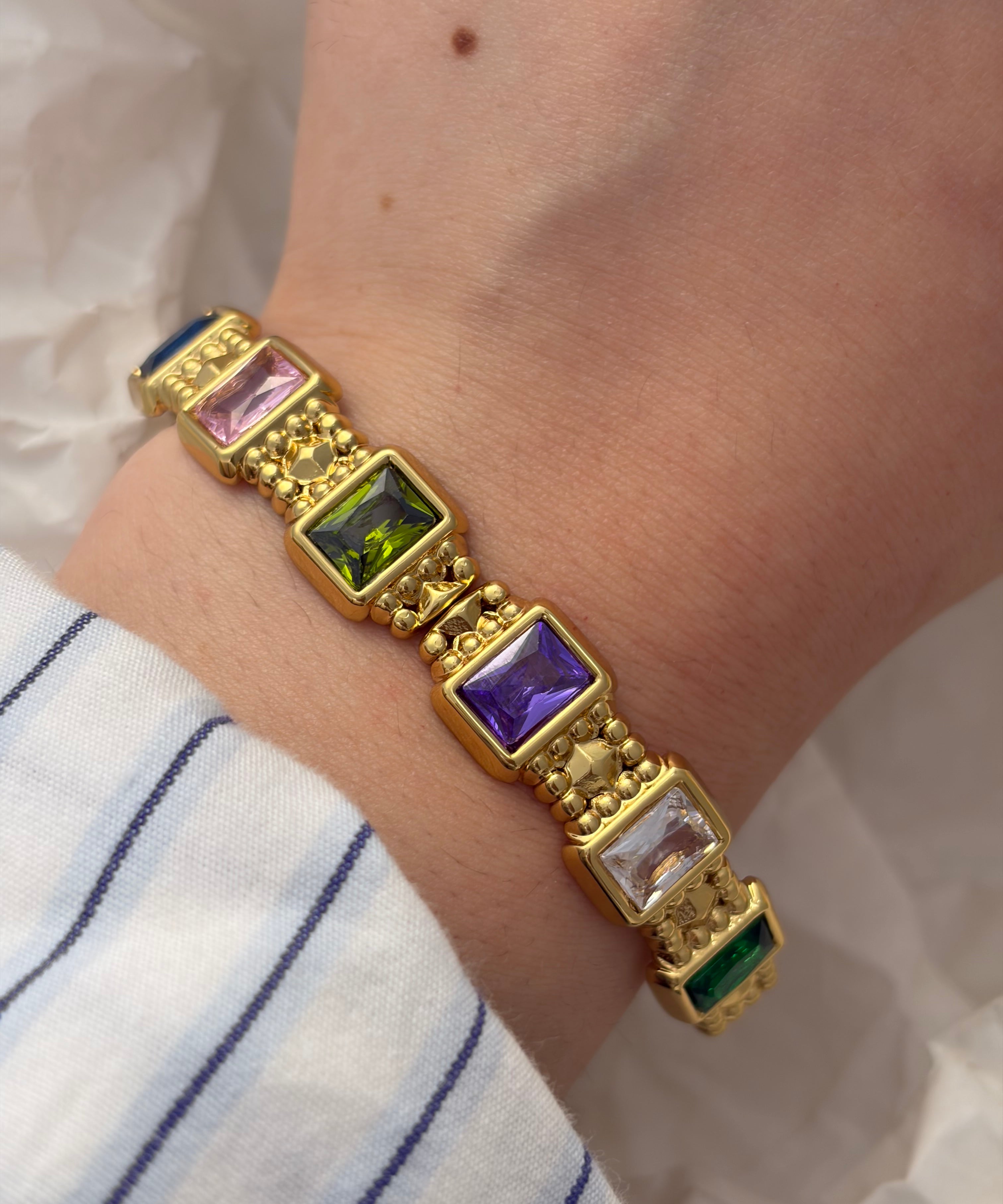 Bold bracelet