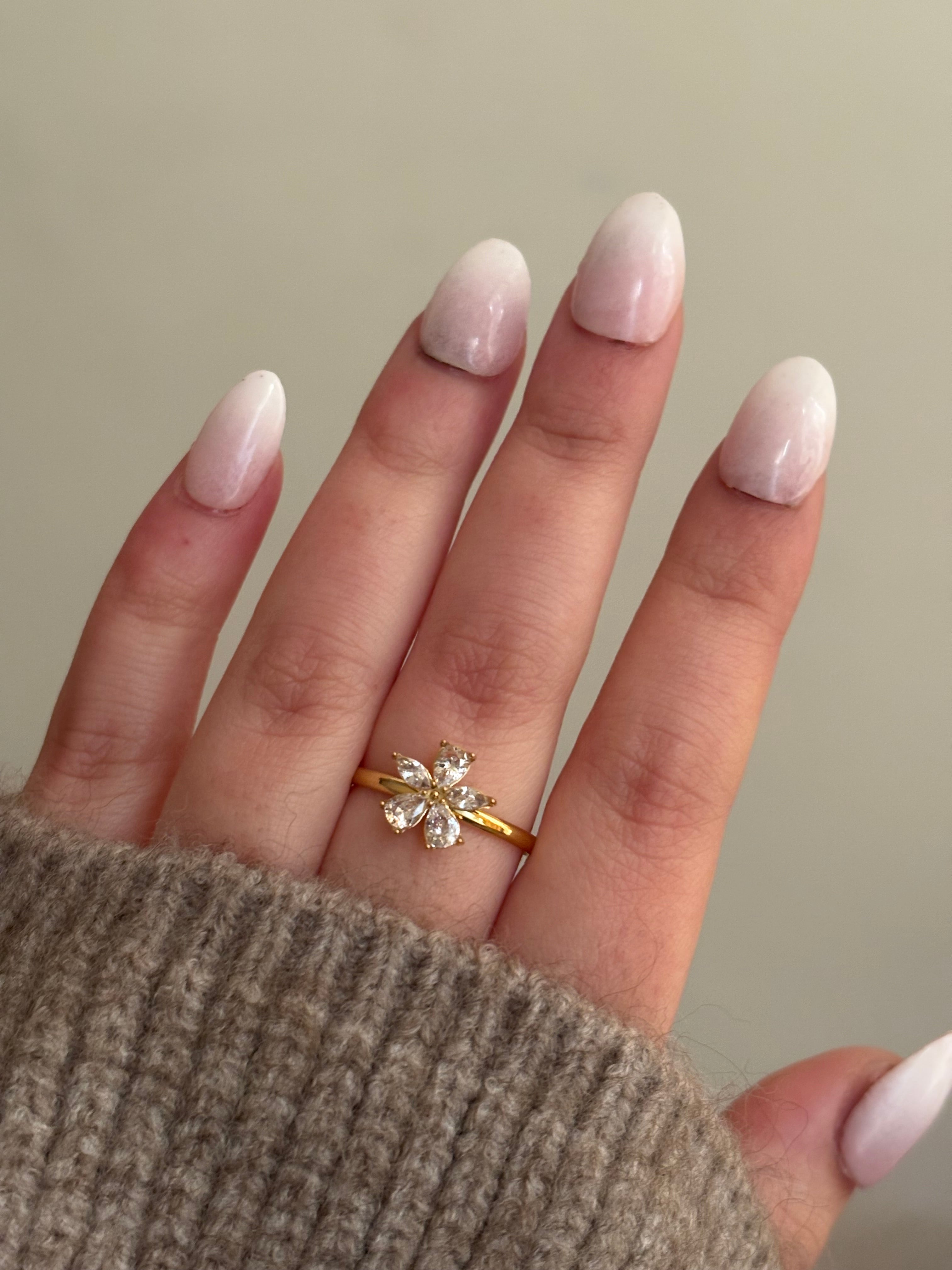 Flora ring