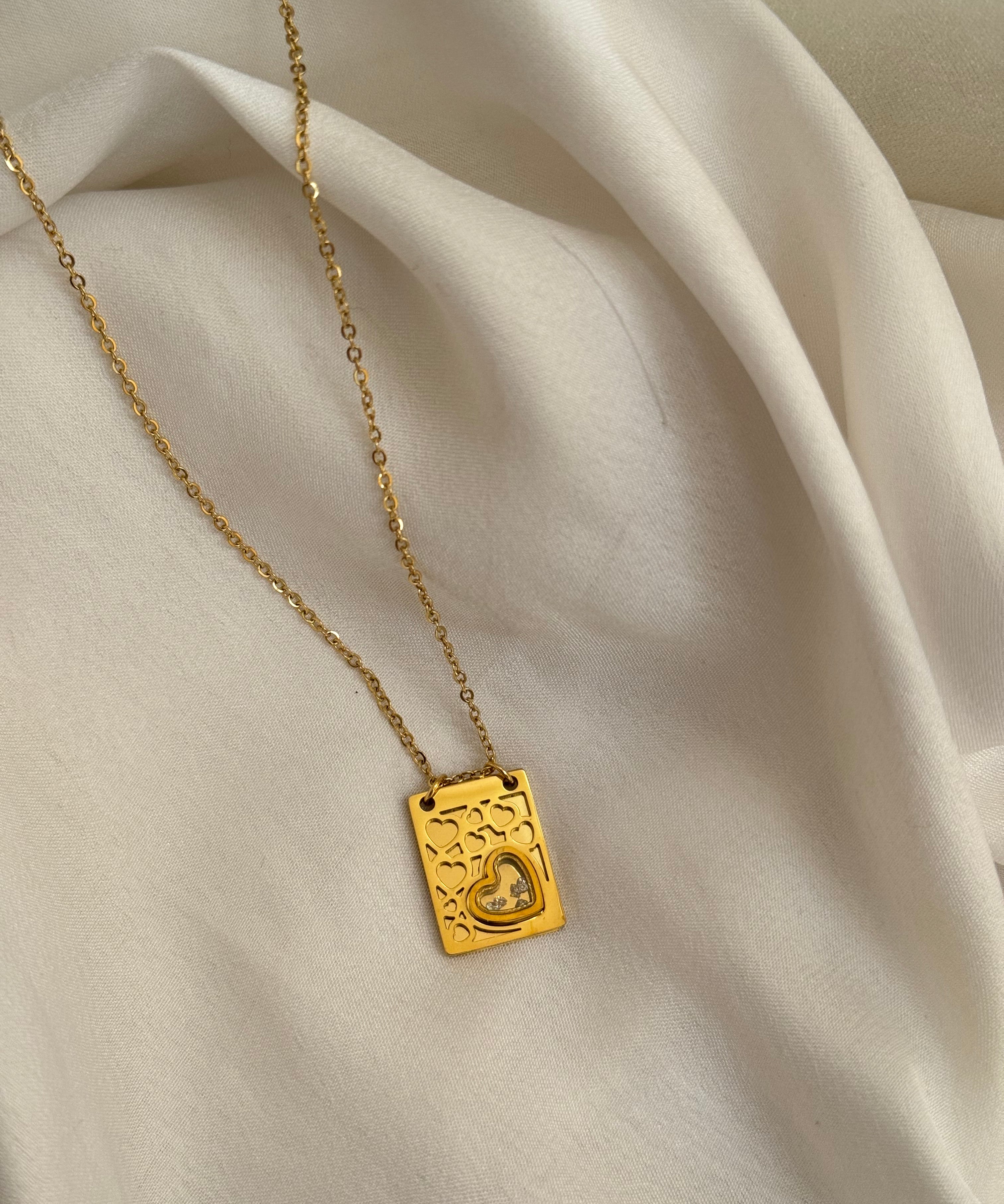 Core necklace