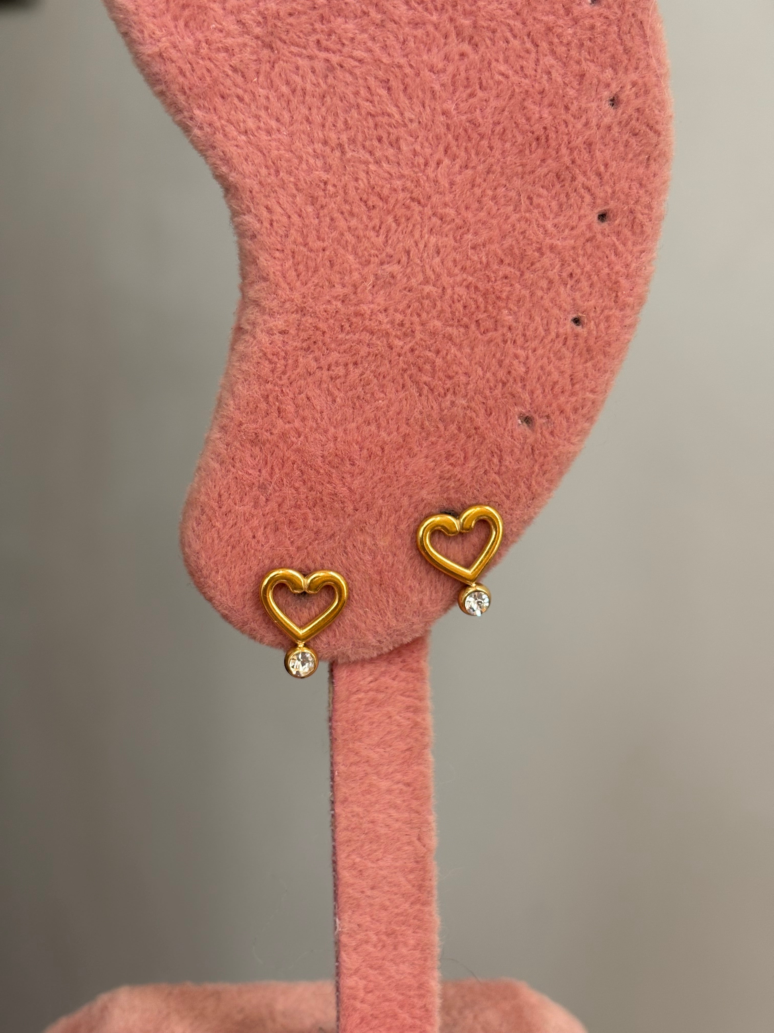 Heart stud