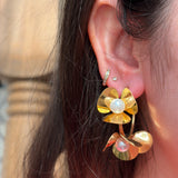Pearl earring