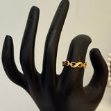 Infinie ring