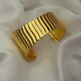 Roman cuff